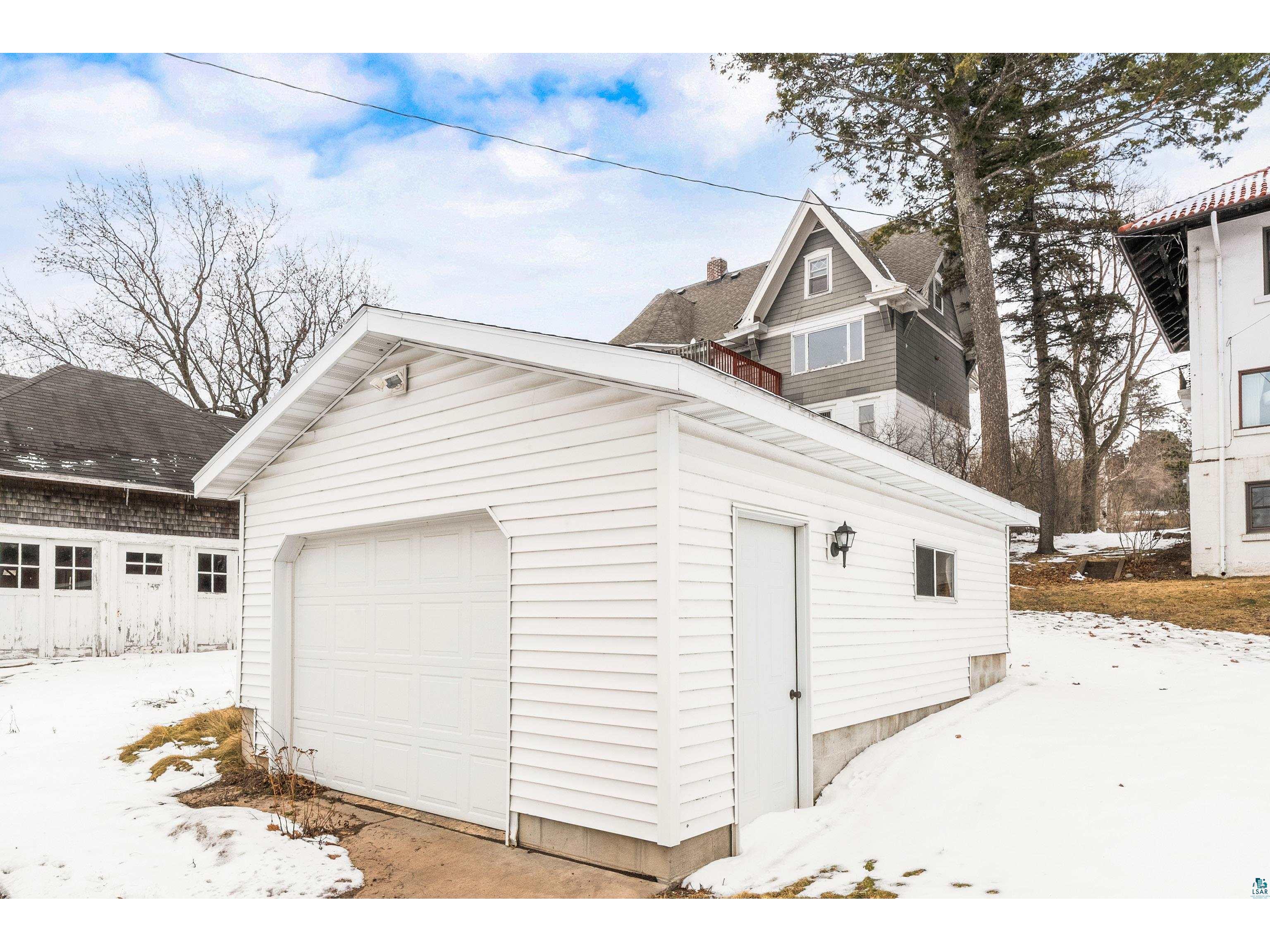 2514 E Superior St Duluth MN 55812 6123966 image88