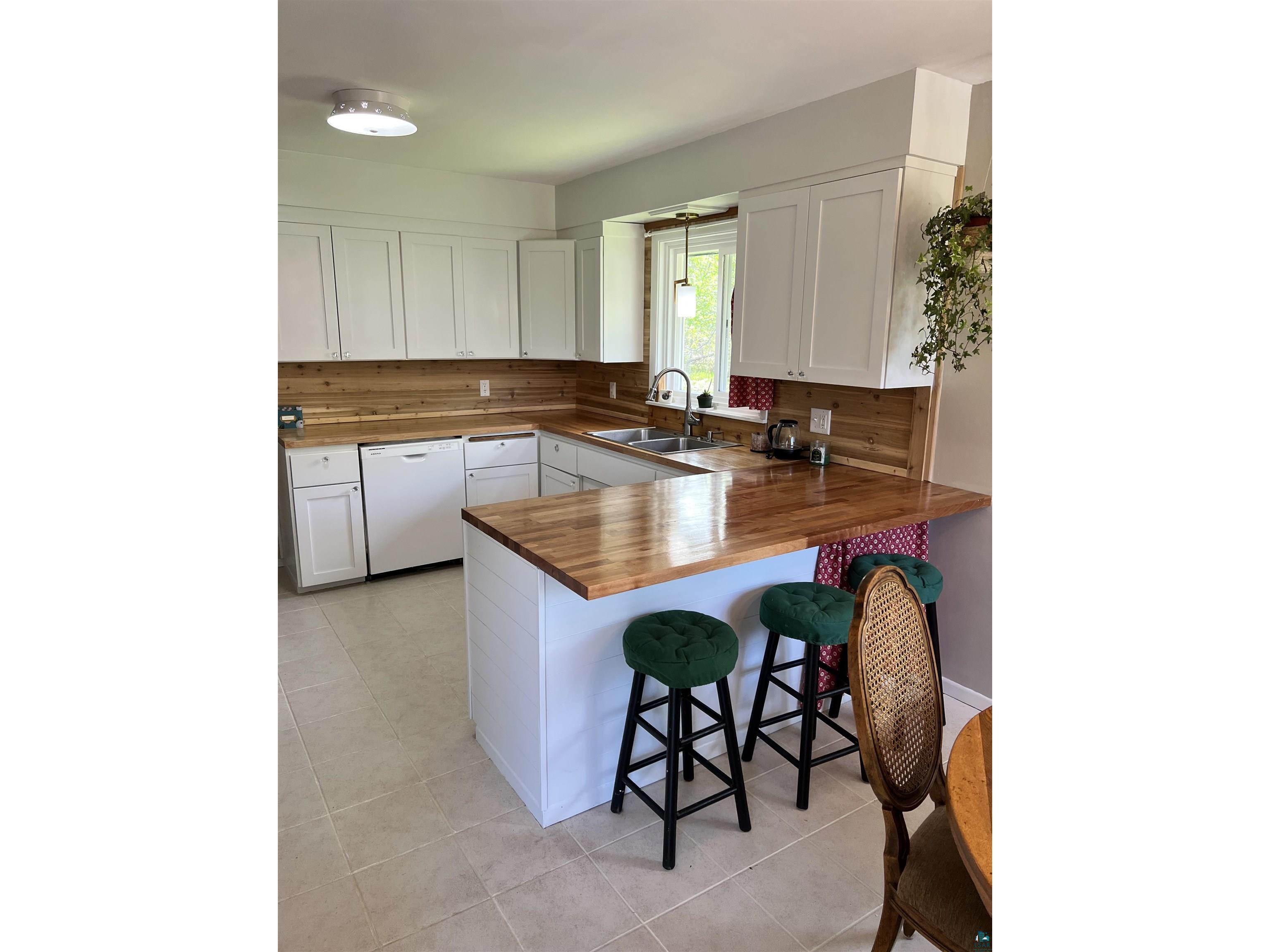 254 E Highway 61 Esko MN 55733 6125626 image10