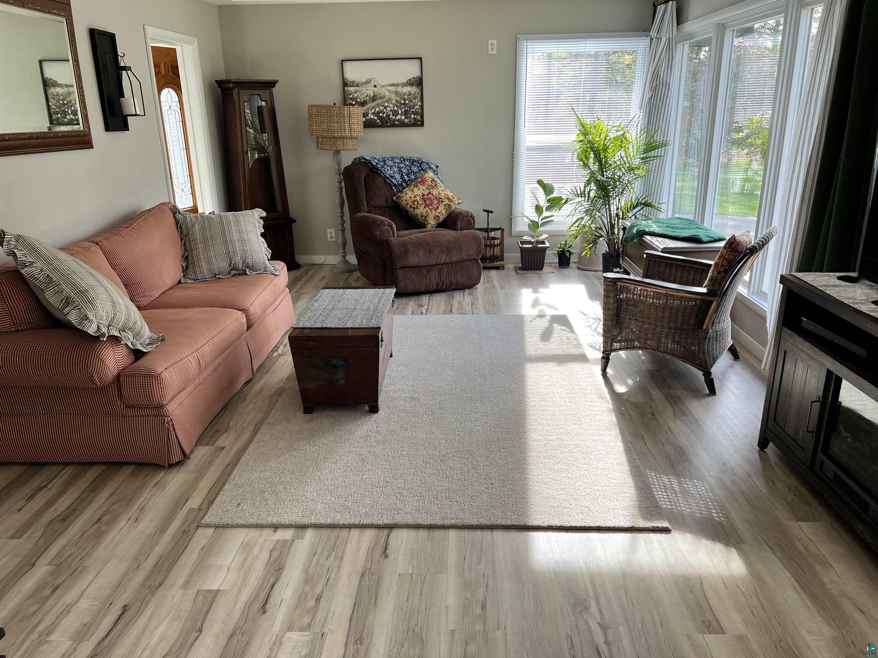 254 E Highway 61 Esko MN 55733 6125626 image5