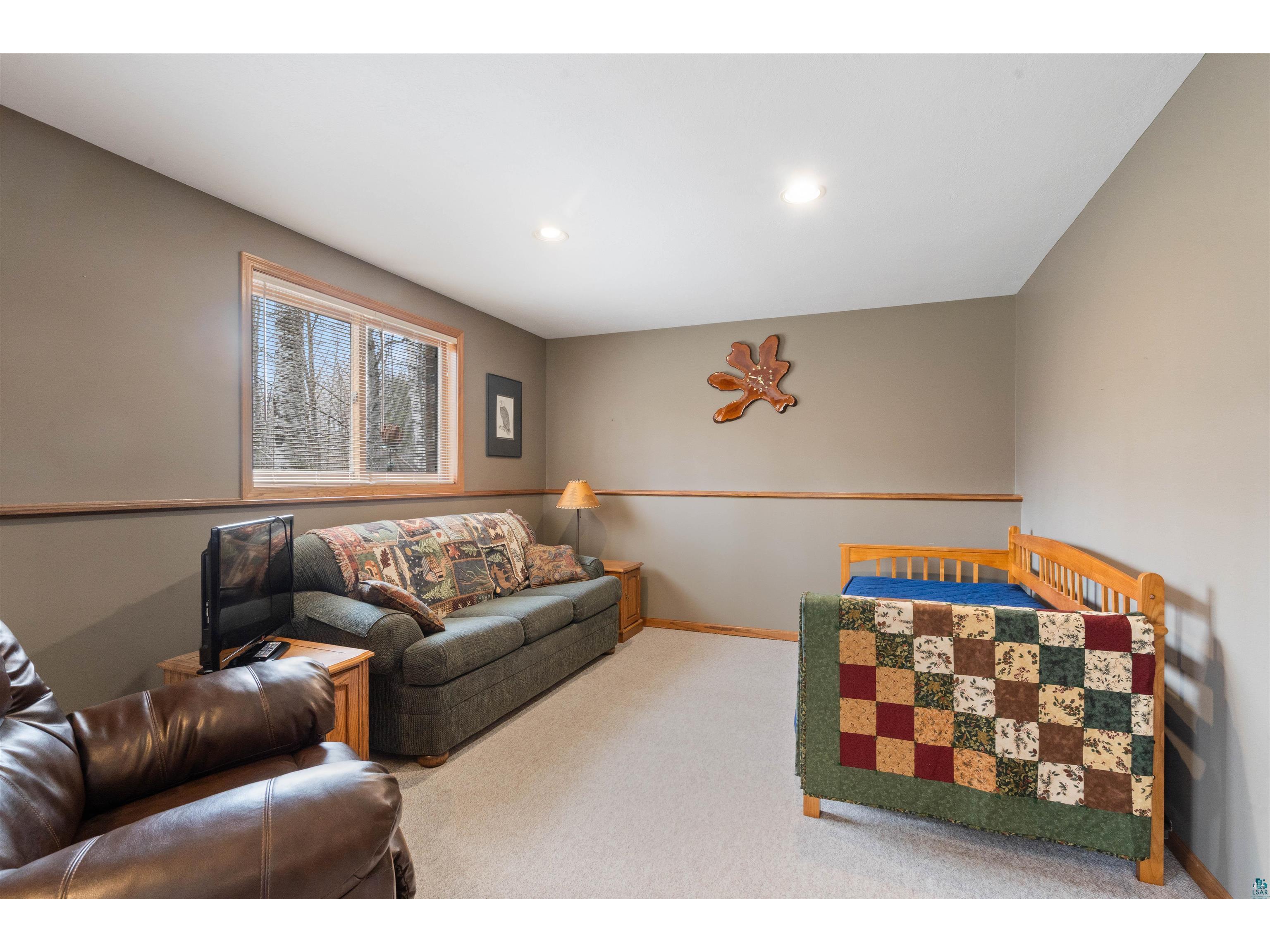 255 E Harney Rd Esko MN 55733 6125073 image25