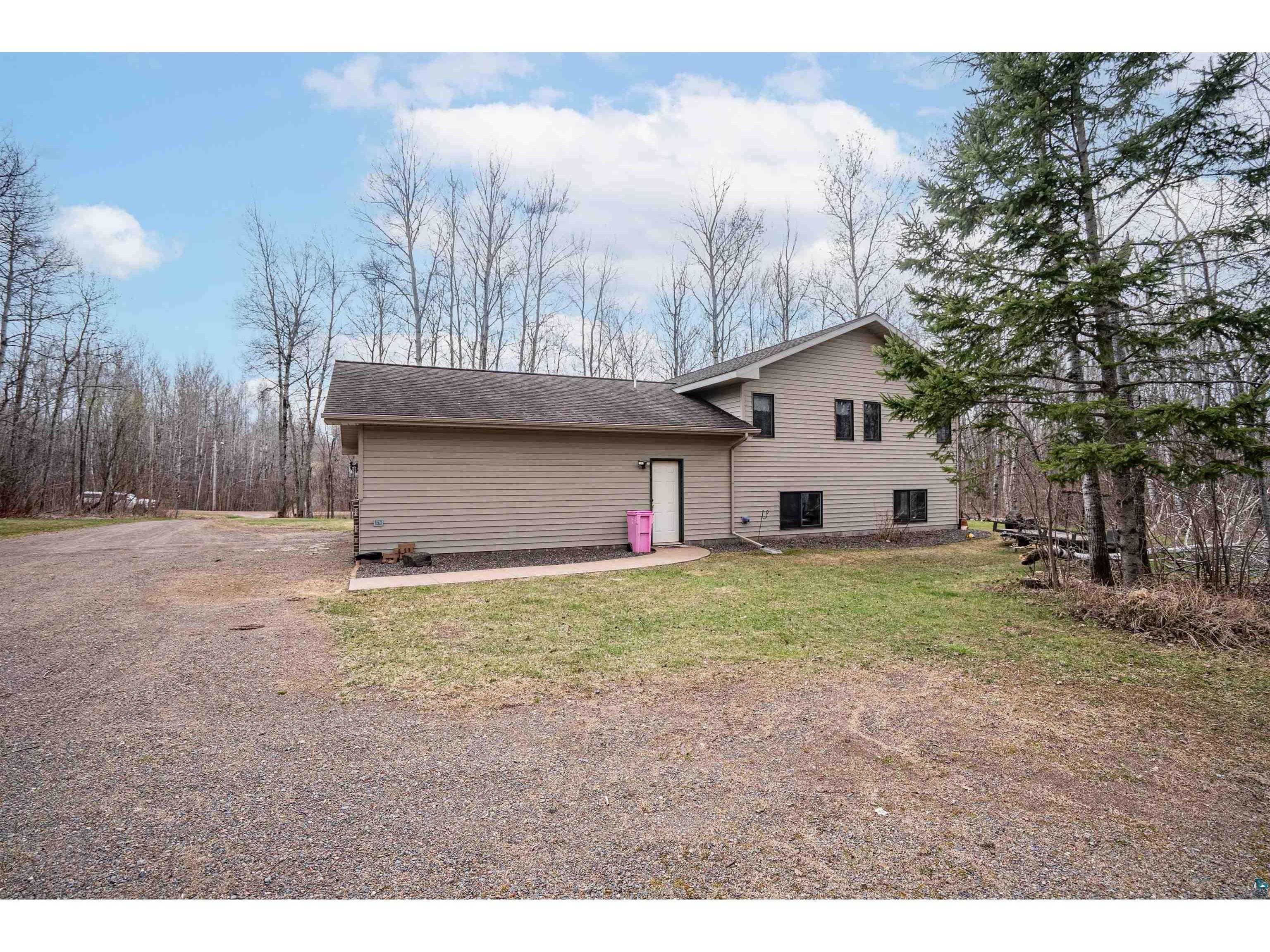 255 E Harney Rd Esko MN 55733 6125073 image4