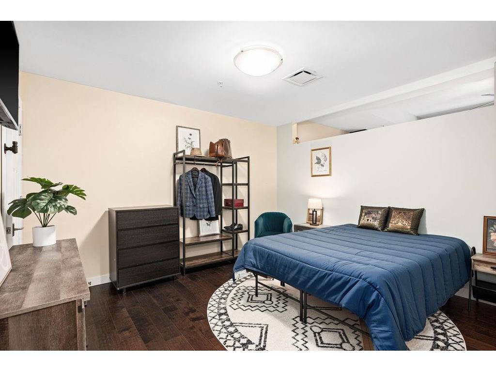 26 E Superior St Duluth MN 55802 6122959 image12