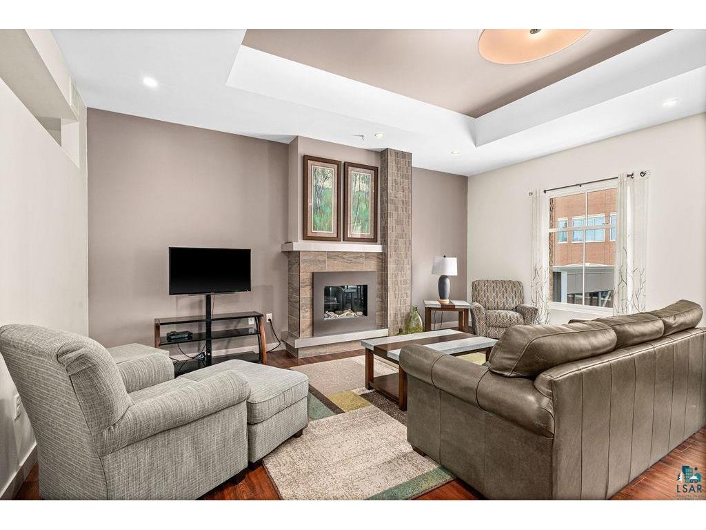 26 E Superior St Duluth MN 55802 6125180 image2