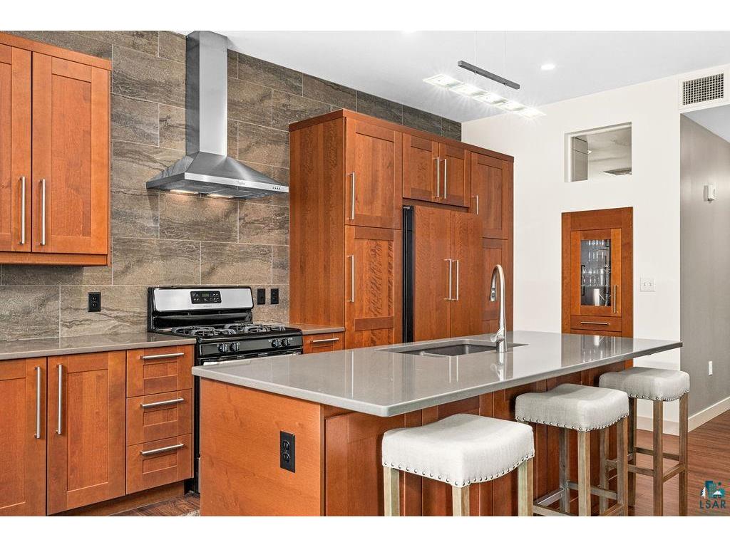 26 E Superior St Duluth MN 55802 6125180 image4