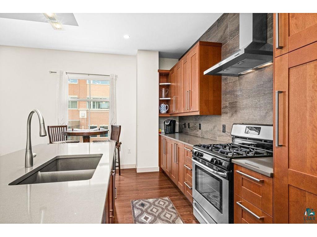 26 E Superior St Duluth MN 55802 6125180 image6