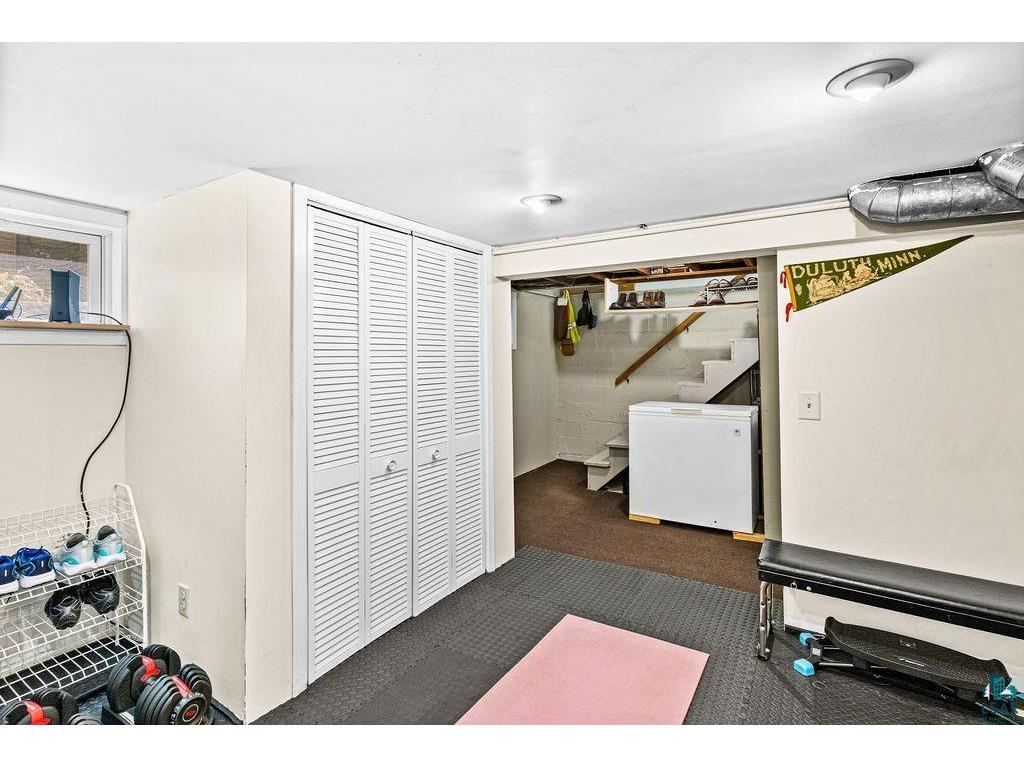 26 W Mankato St Duluth MN 55803 6126480 image20