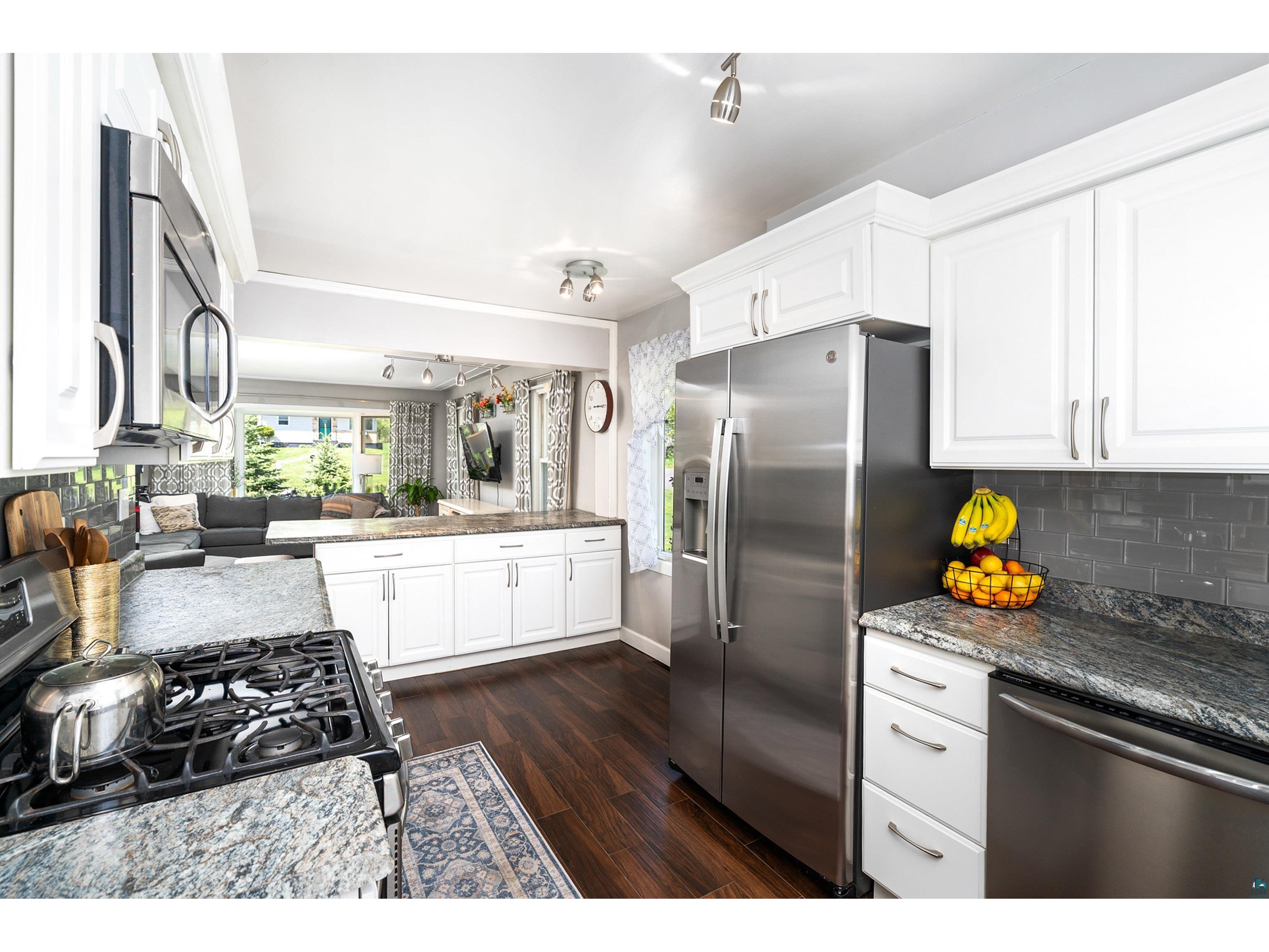 2602 Harvey St Duluth MN 55811 6125690 image9