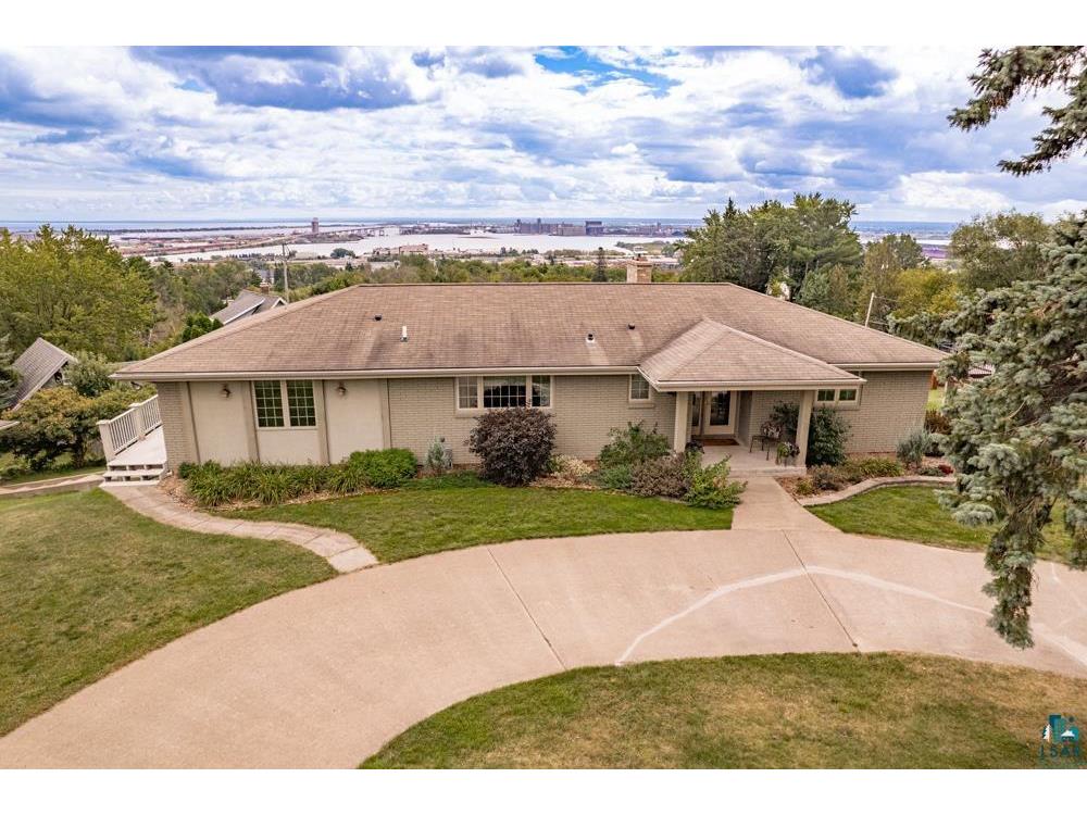 2608 W 9th St Duluth MN 55806 6115963 image1