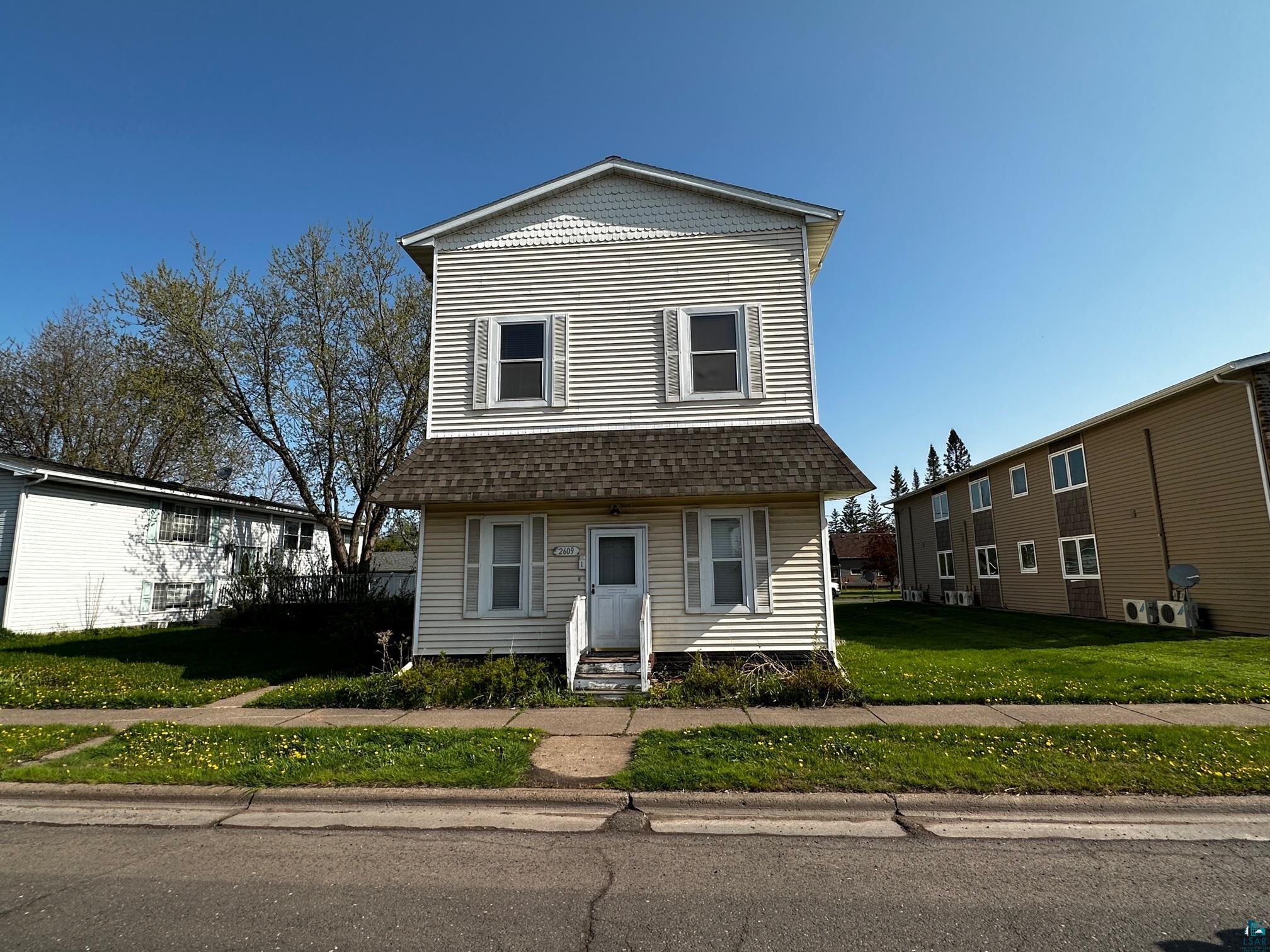 2609 N 21st St Superior WI 54880 6108300 image1