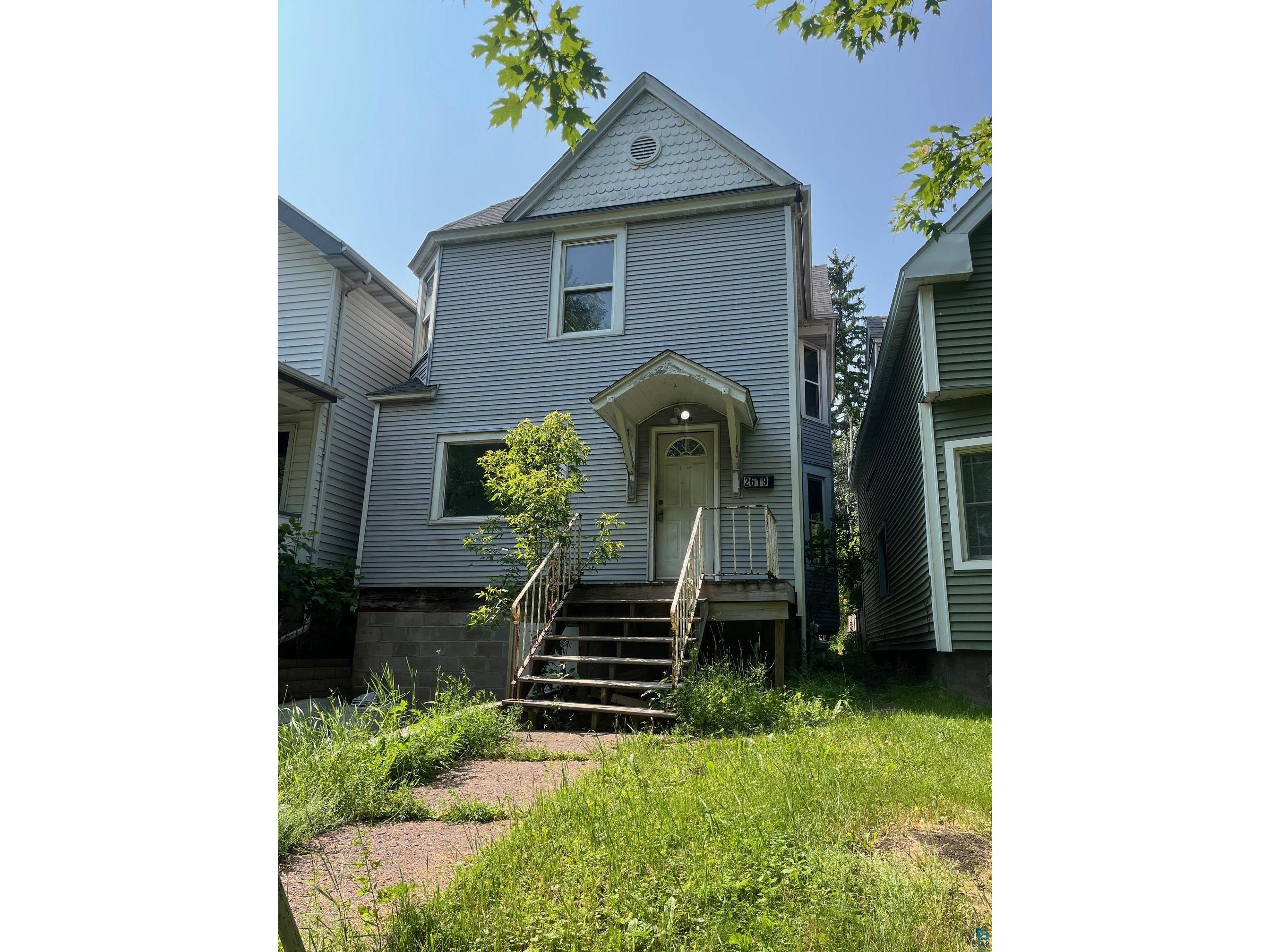 2619 W 5th St Duluth MN 55806 6115043 image1