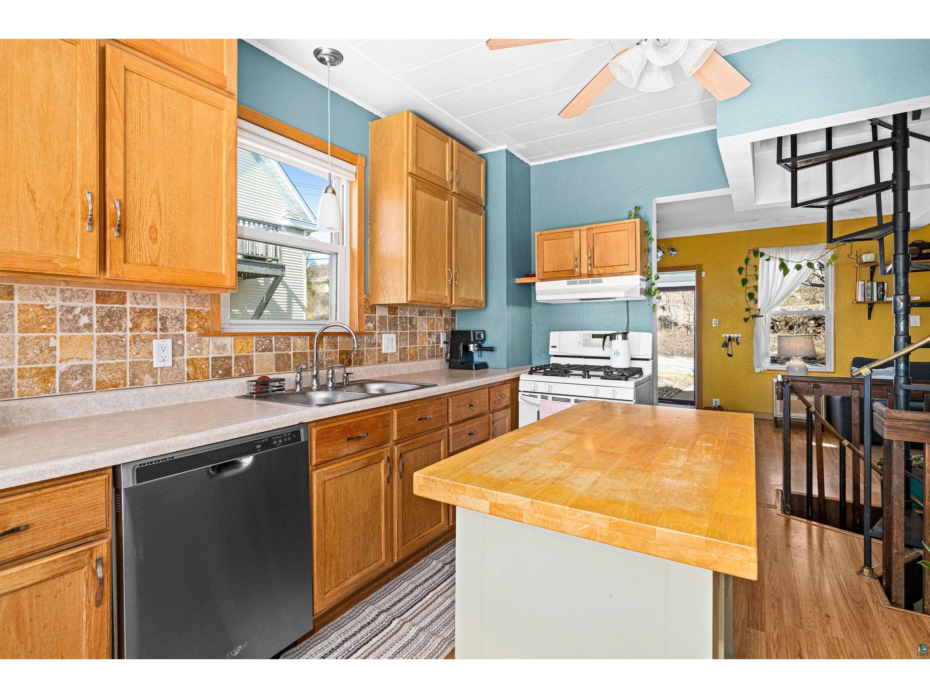 2624 W 10th St Duluth MN 55806 6124848 image8