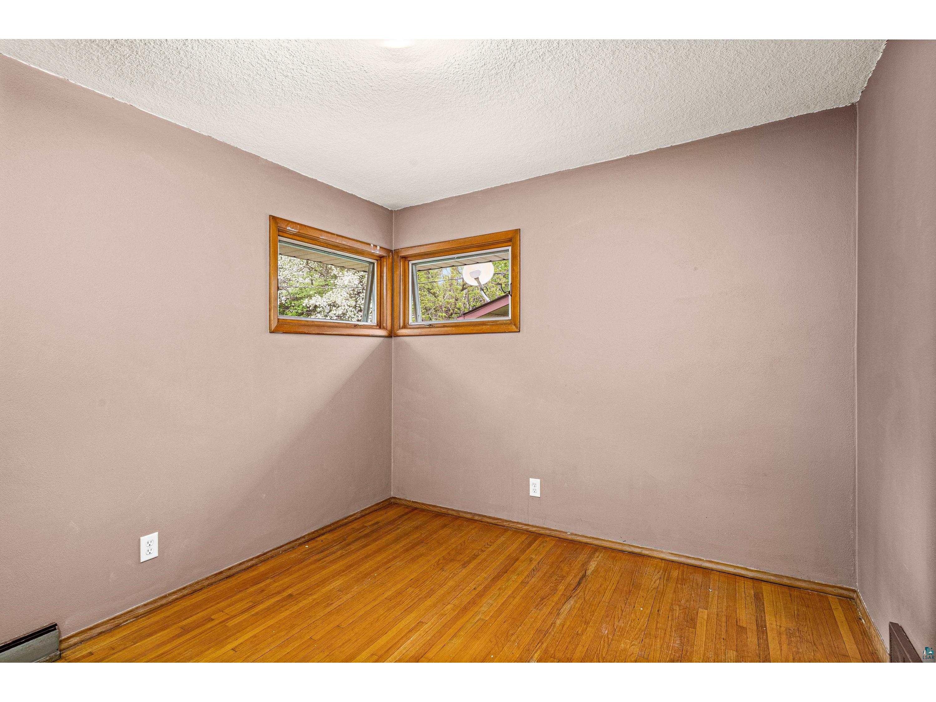 2627 W 15th St Duluth MN 55806 6125841 image12
