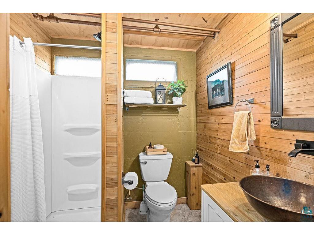 225 N 26th Ave E Duluth MN 55812 6125689 image46