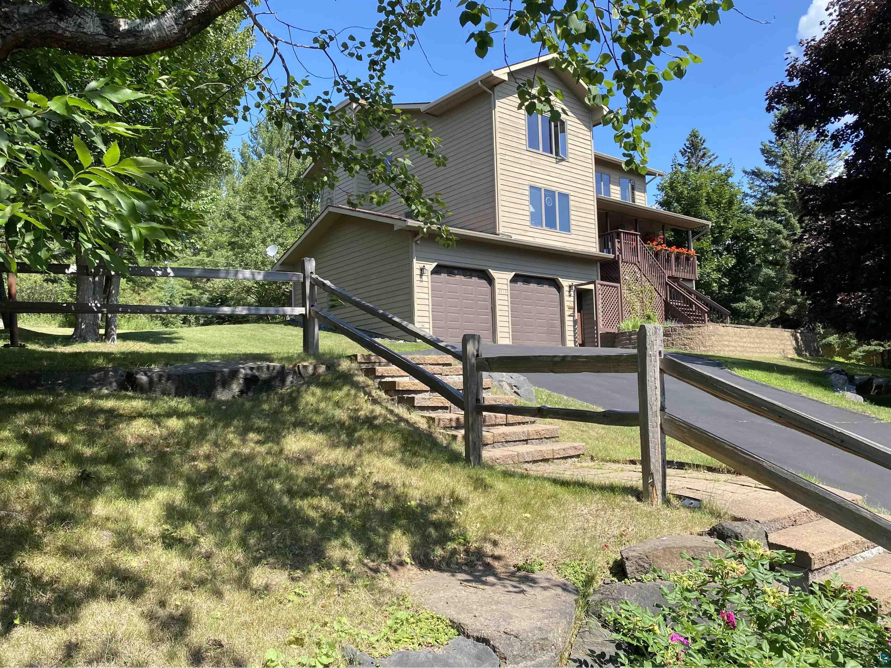 2713 E 8th St Duluth MN 55812 6108769 image1