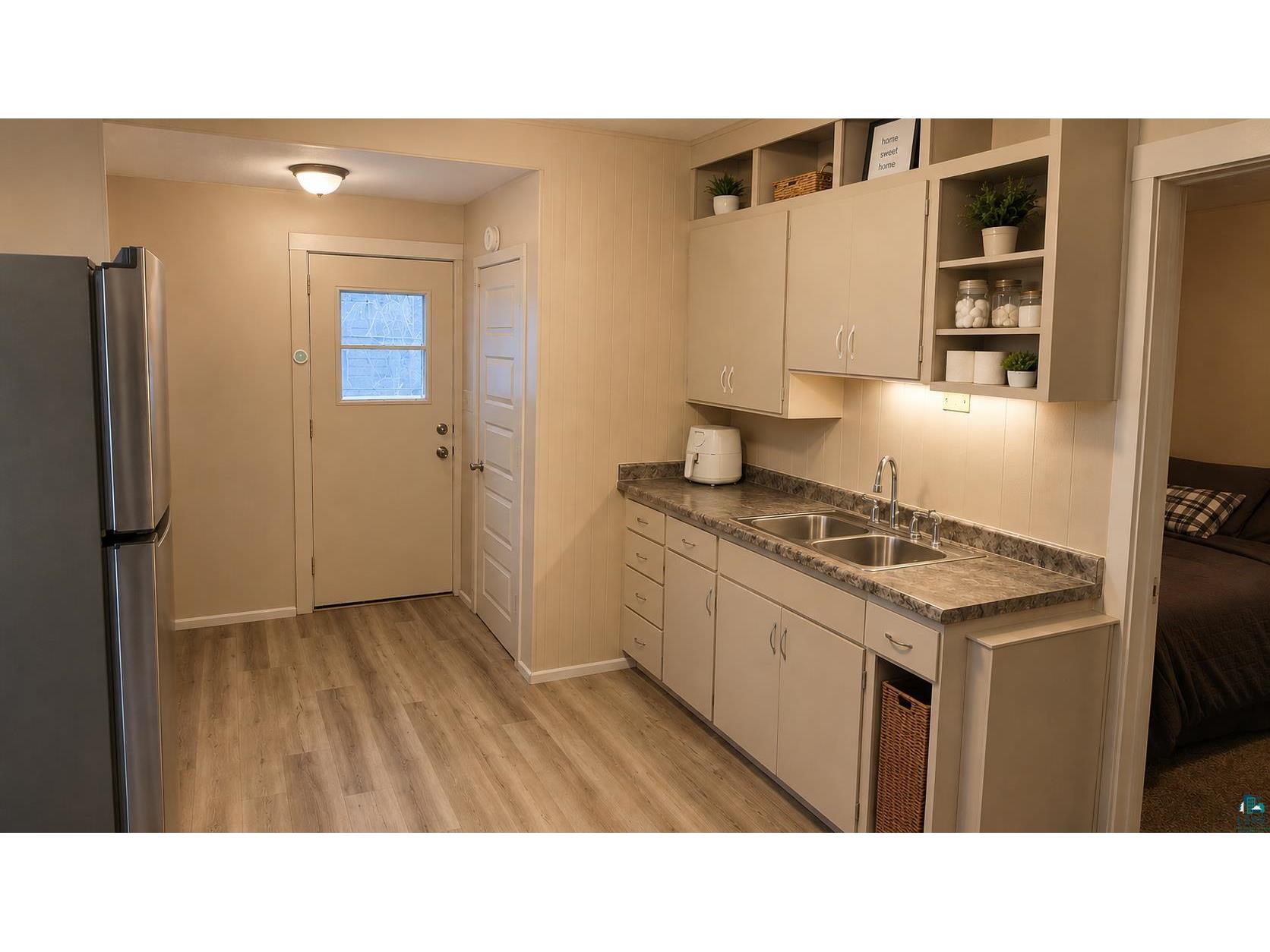 2713 W 3rd St Duluth MN 55806 6125093 image16
