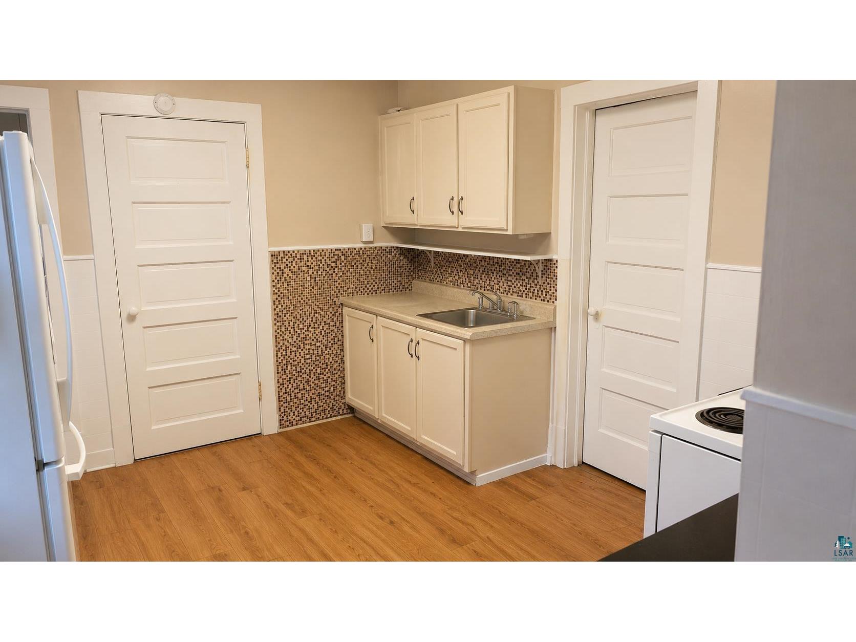 2713 W 3rd St Duluth MN 55806 6125093 image2