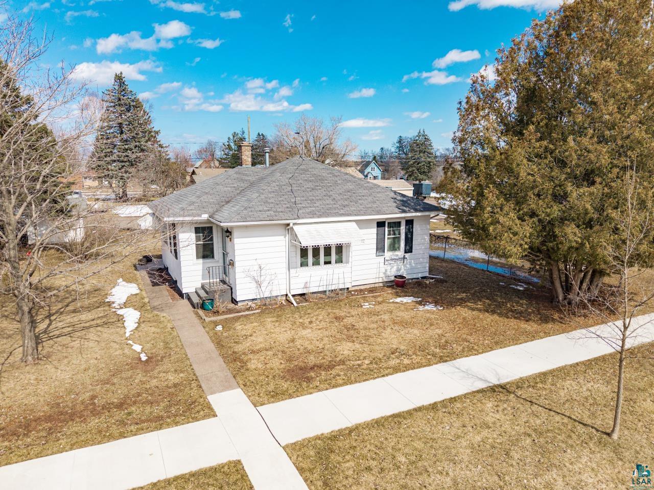 2715 E 6th St Superior WI 54880 6124478 image1