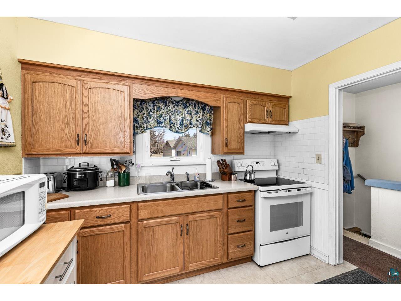 2715 E 6th St Superior WI 54880 6124478 image15