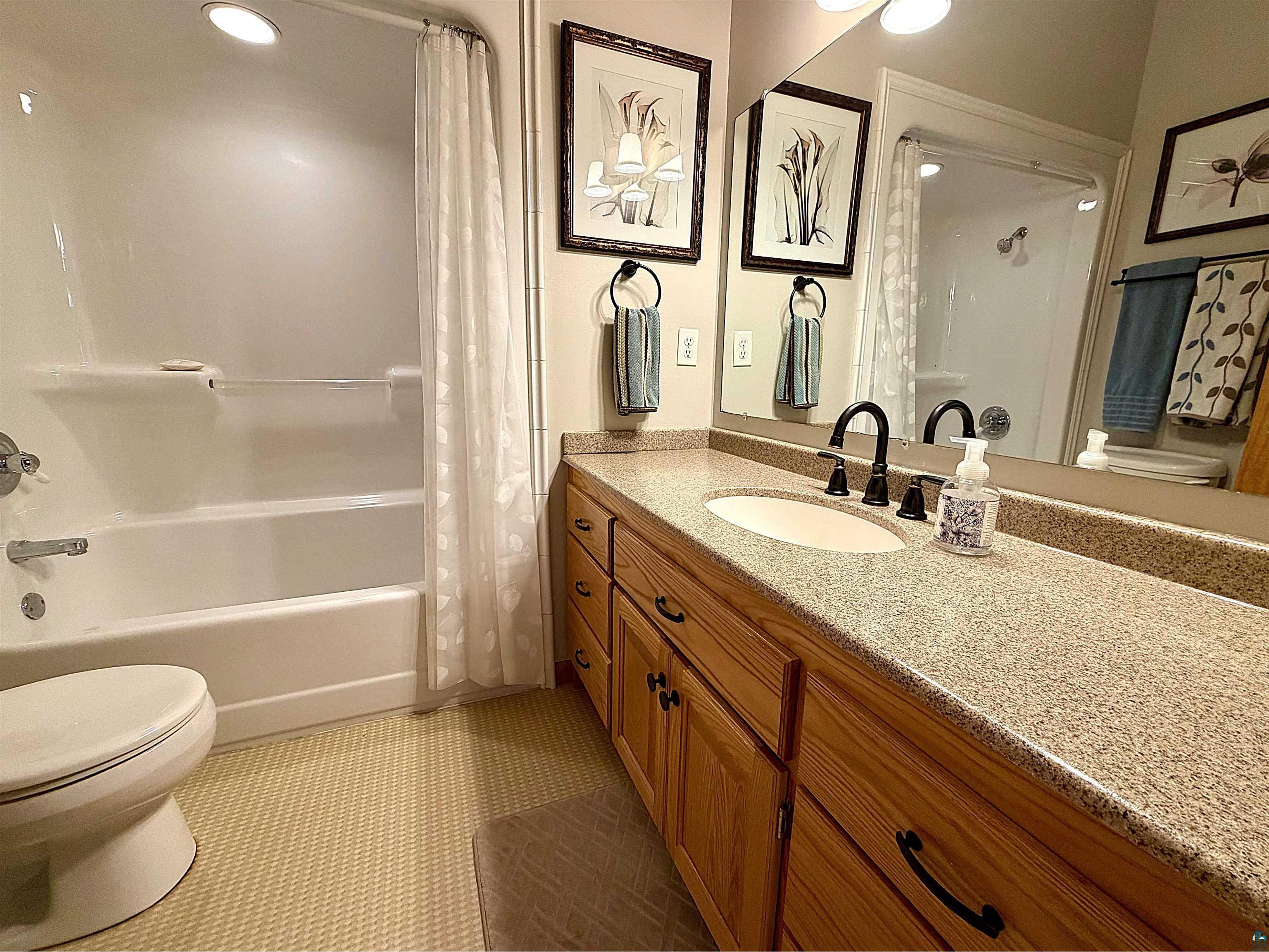 2717 Northridge Dr Duluth MN 55811 6125365 image20
