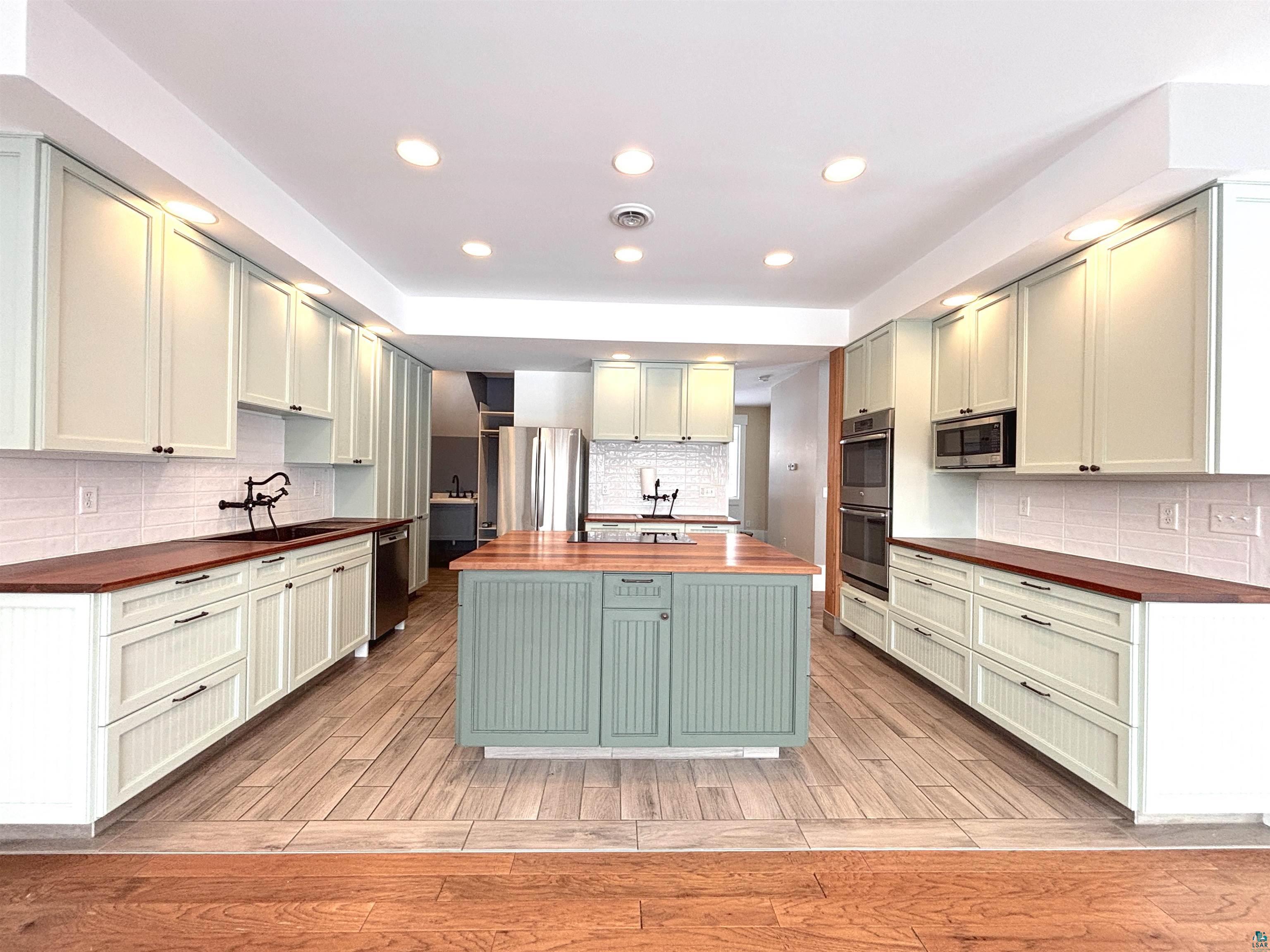 2718 Northridge Dr Duluth MN 55811 6124054 image2