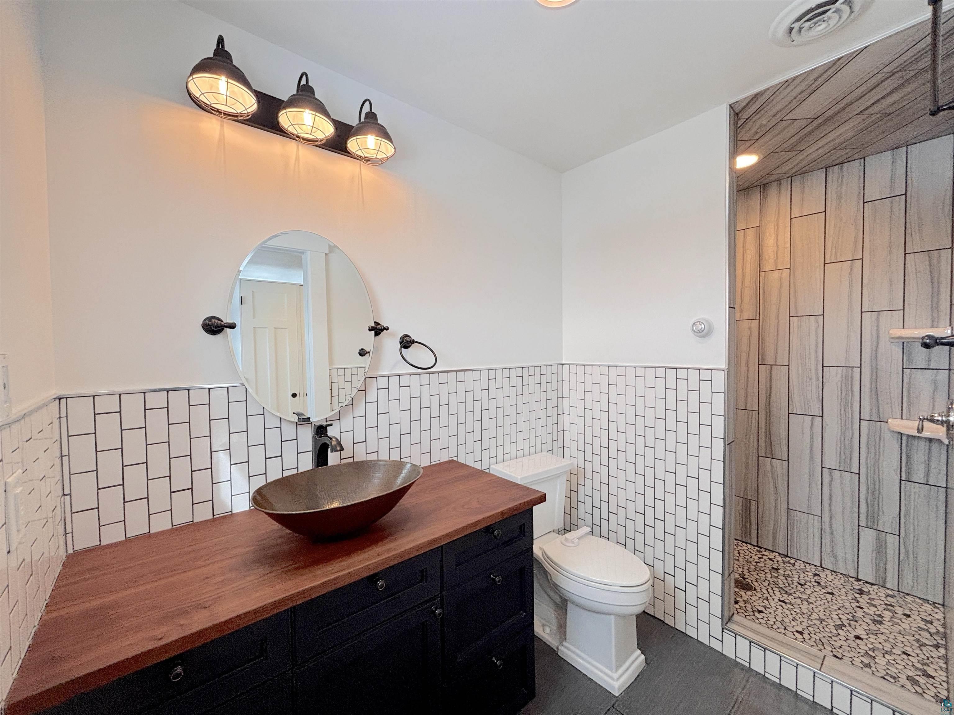 2718 Northridge Dr Duluth MN 55811 6125921 image24