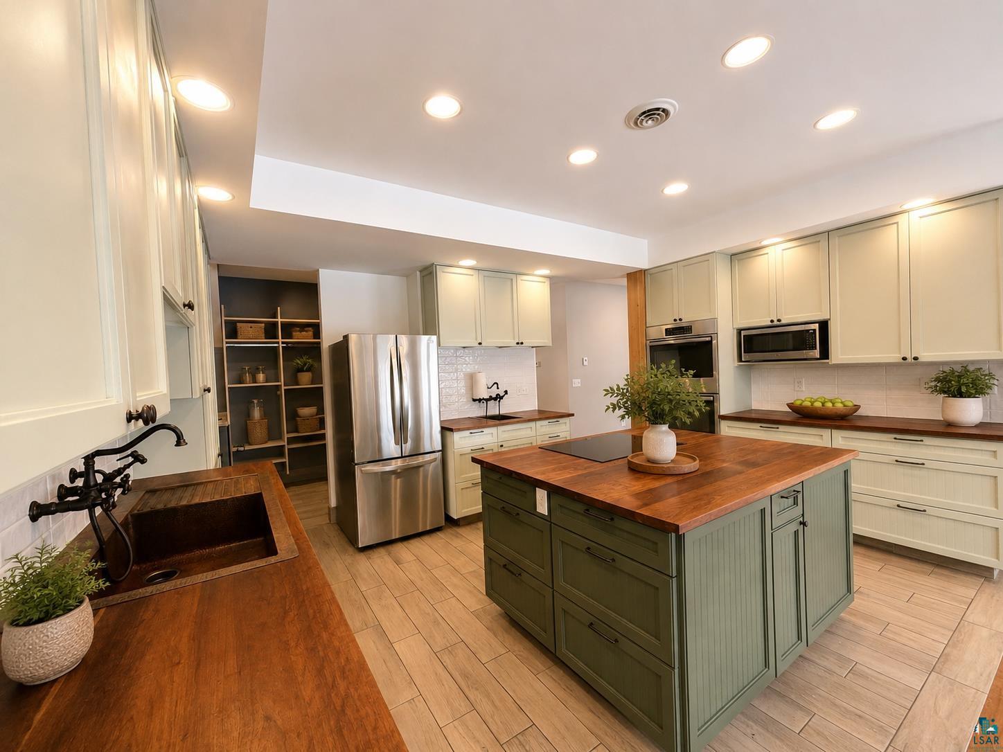 2718 Northridge Dr Duluth MN 55811 6125921 image3
