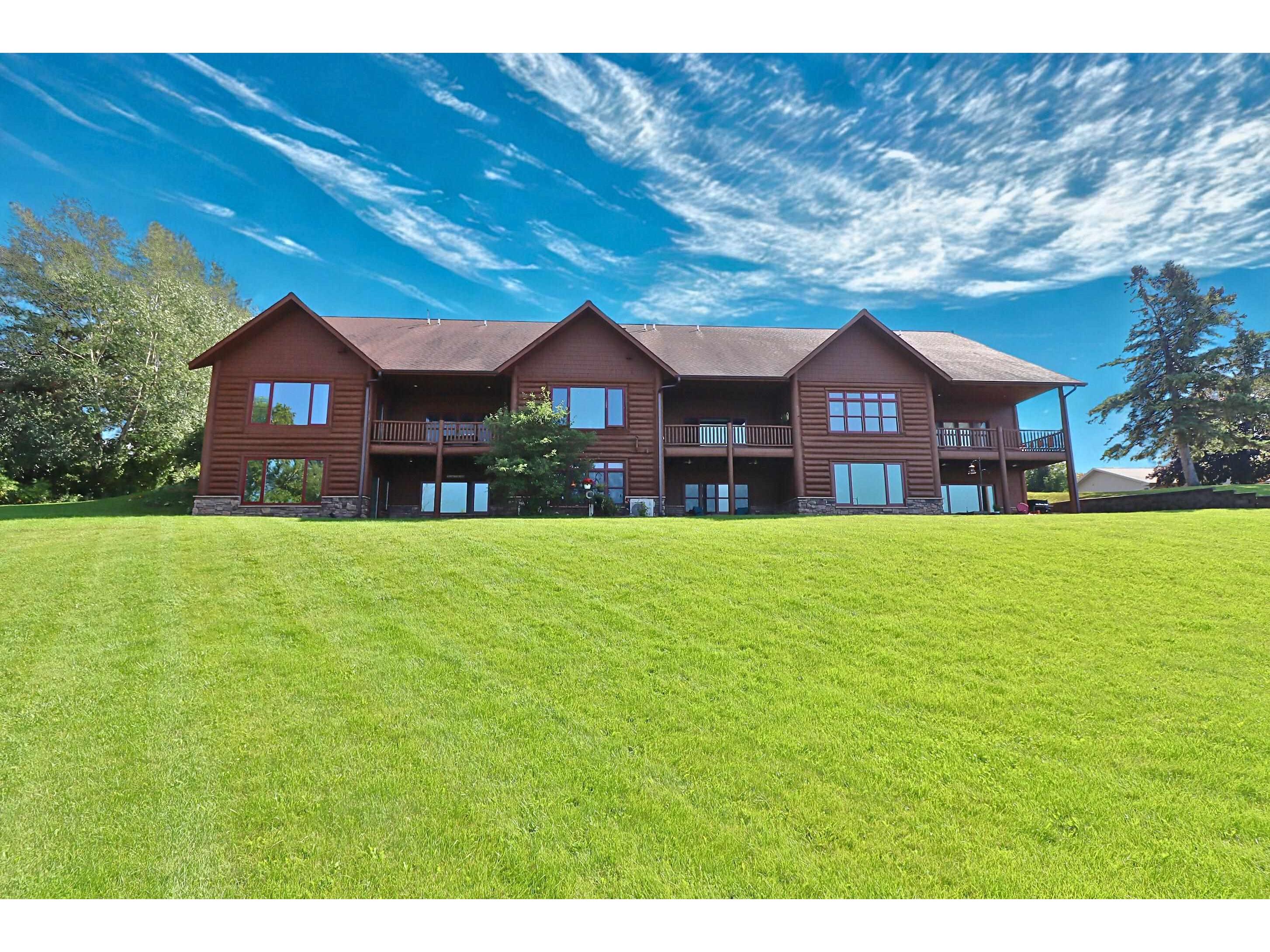 2729 Lake Shore Dr E Ashland WI 54806 - Lake Superior 6121271 image1