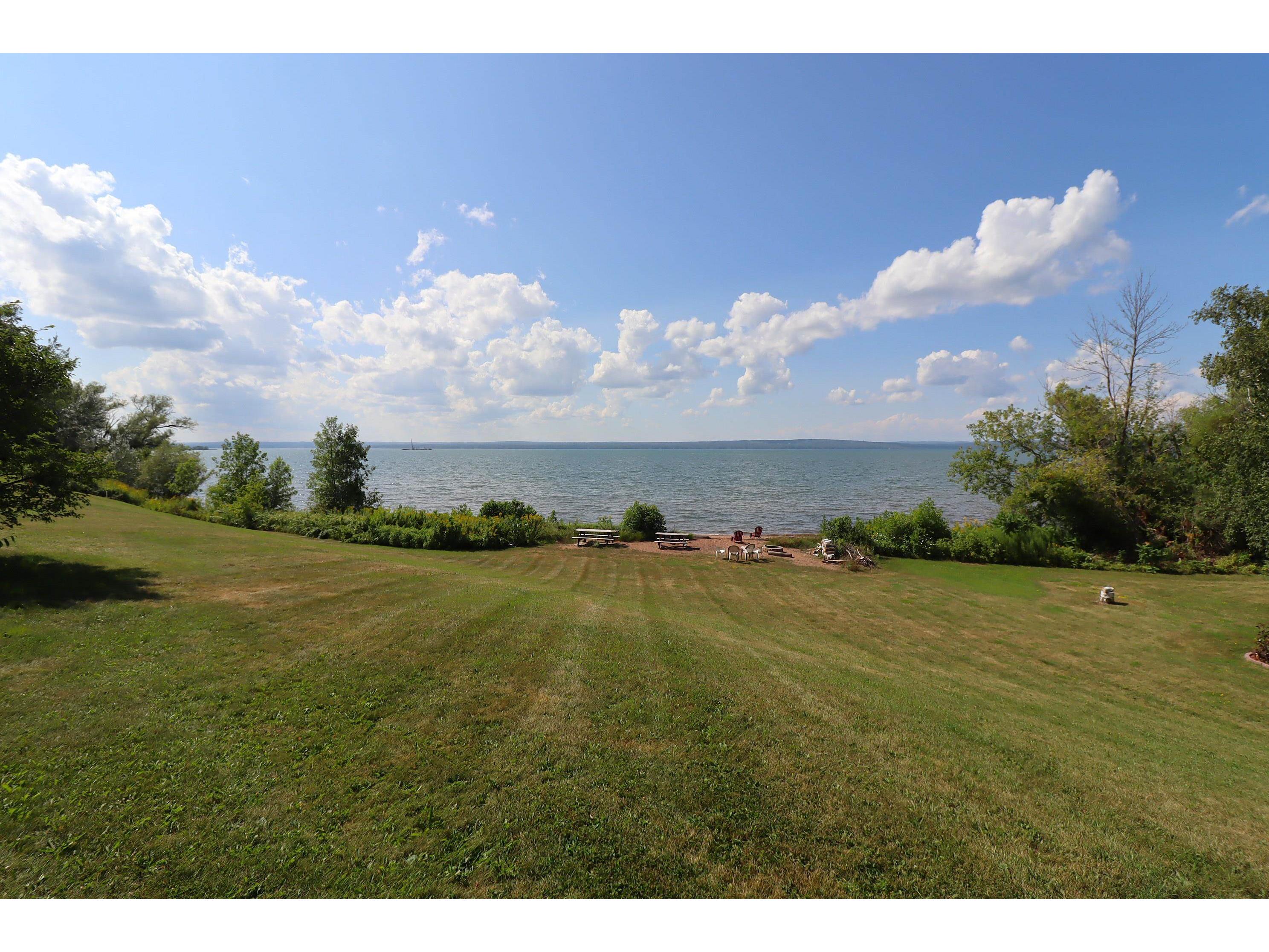 2729 Lake Shore Dr E Ashland WI 54806 - Lake Superior 6121271 image10