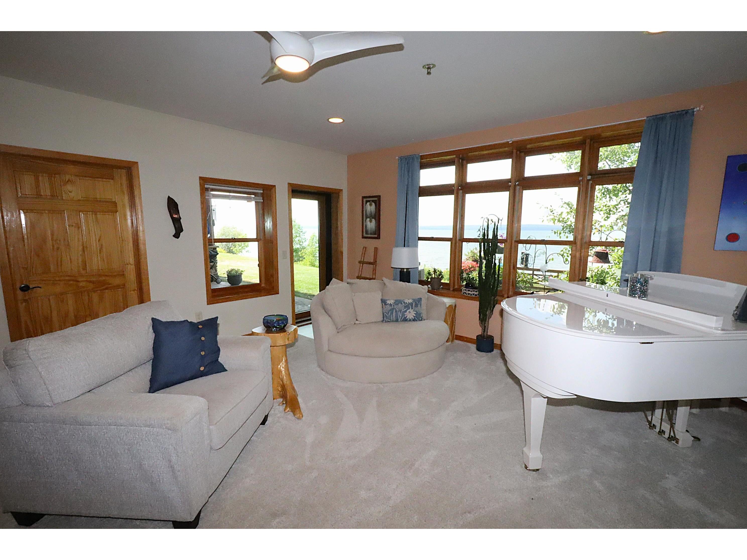 2729 Lake Shore Dr E Ashland WI 54806 - Lake Superior 6121271 image16