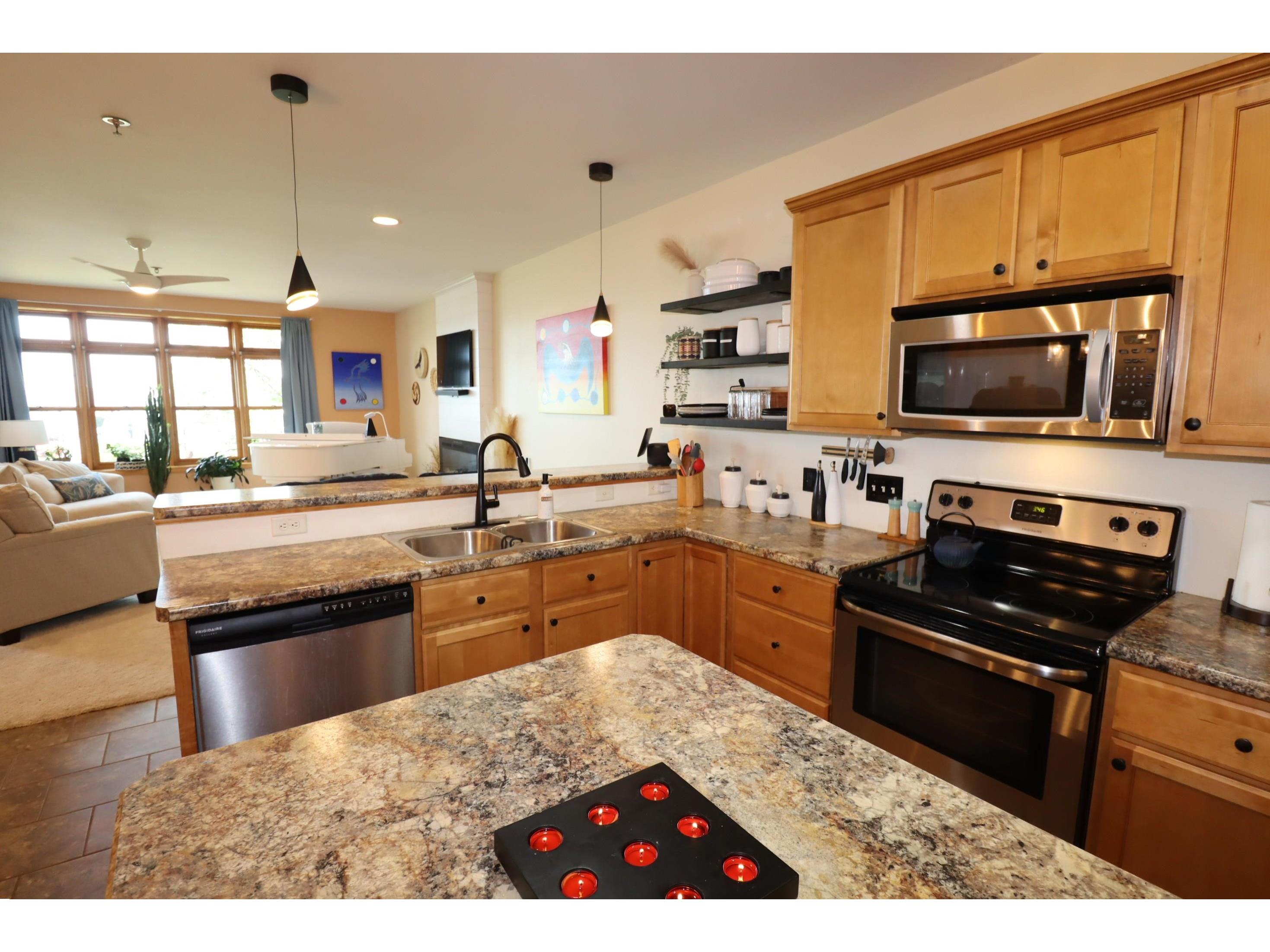 2729 Lake Shore Dr E Ashland WI 54806 - Lake Superior 6121271 image20