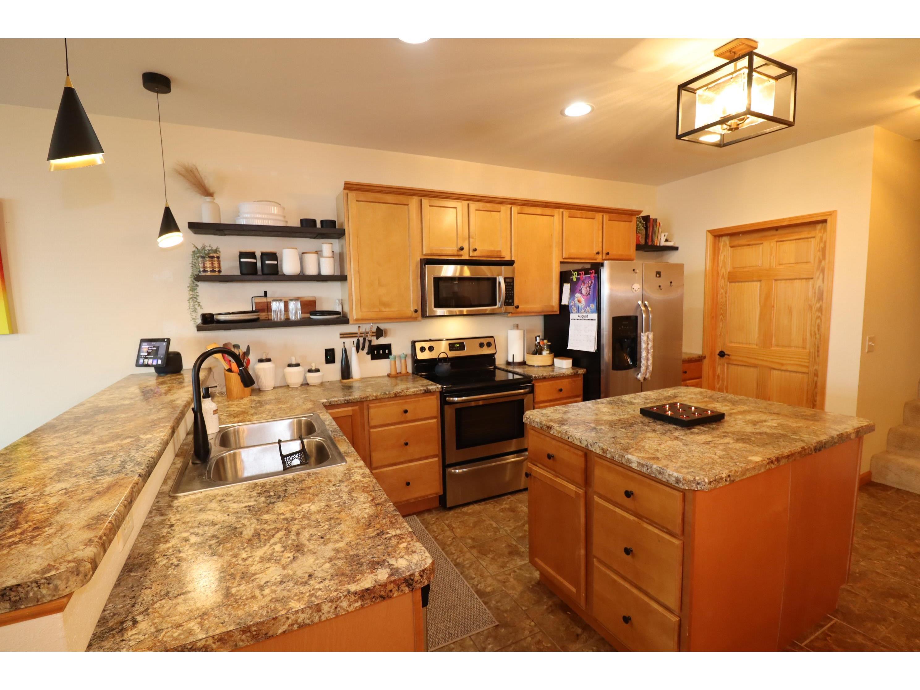 2729 Lake Shore Dr E Ashland WI 54806 - Lake Superior 6121271 image23