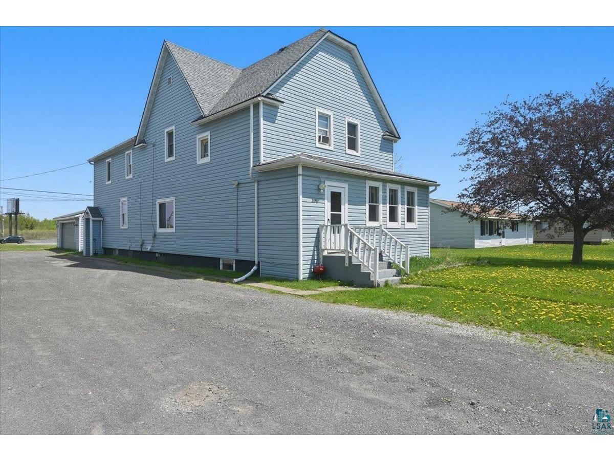 2811 E 3rd St Superior WI 54880 6125705 image1