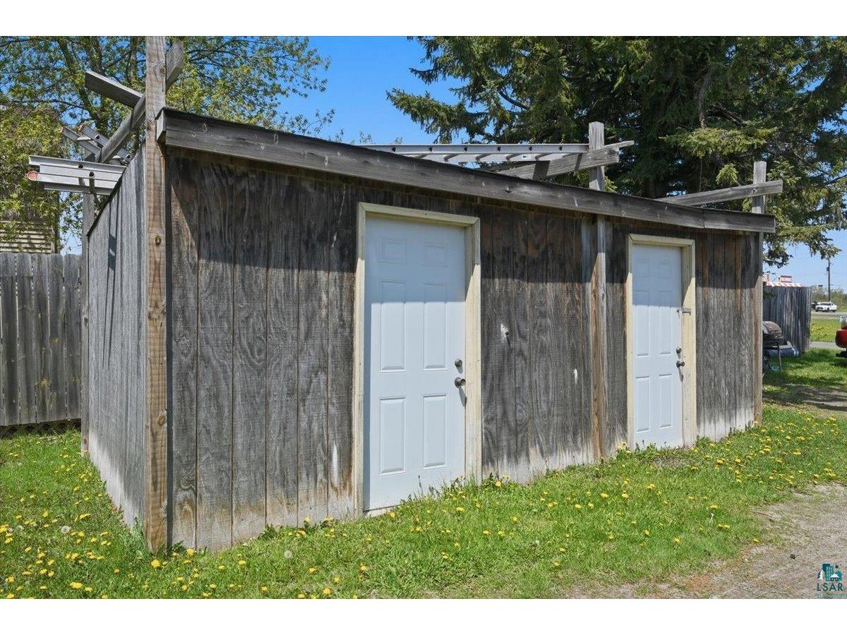 2811 E 3rd St Superior WI 54880 6125705 image12
