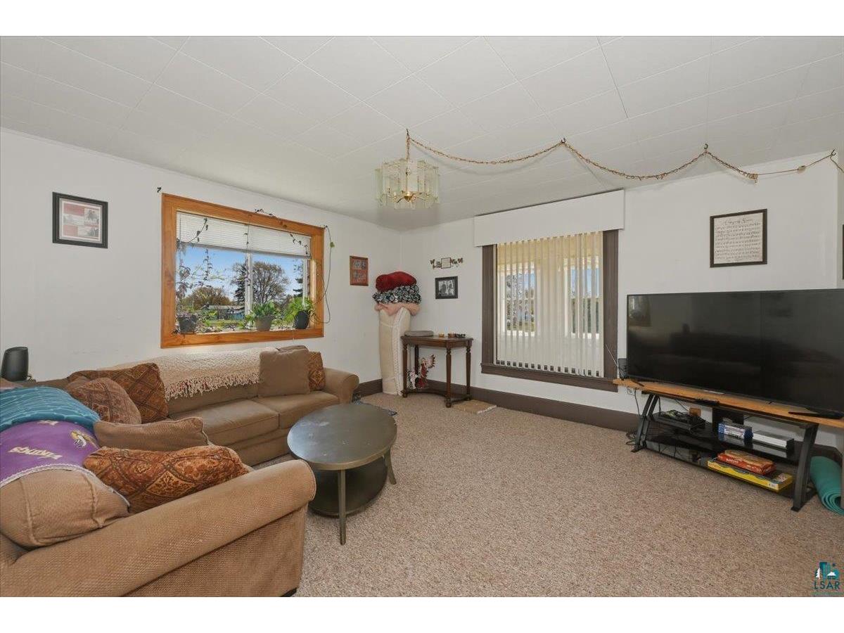 2811 E 3rd St Superior WI 54880 6125705 image13