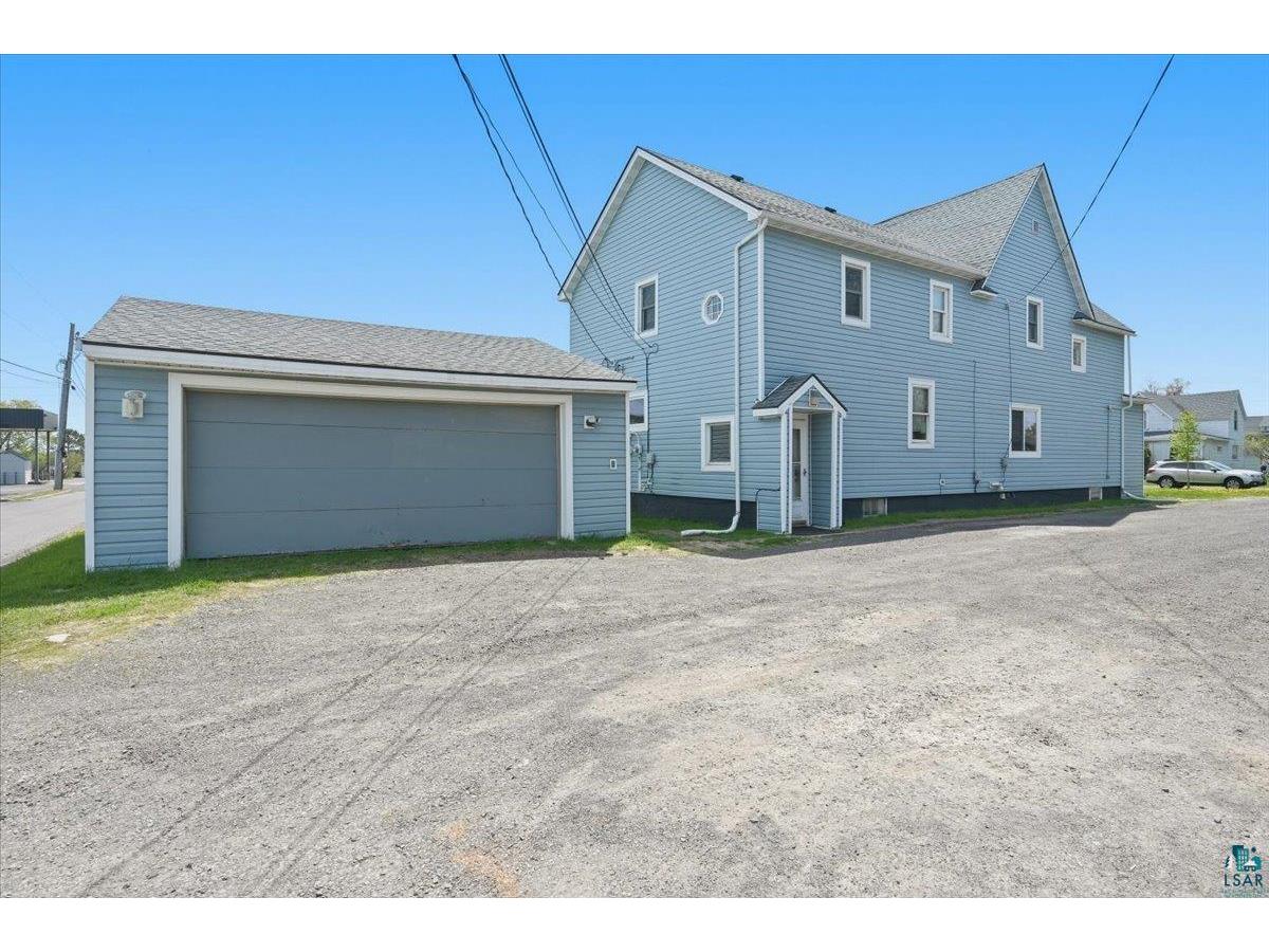 2811 E 3rd St Superior WI 54880 6125705 image3