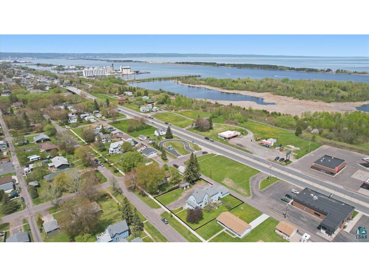 2811 E 3rd St Superior WI 54880 6125705 image9