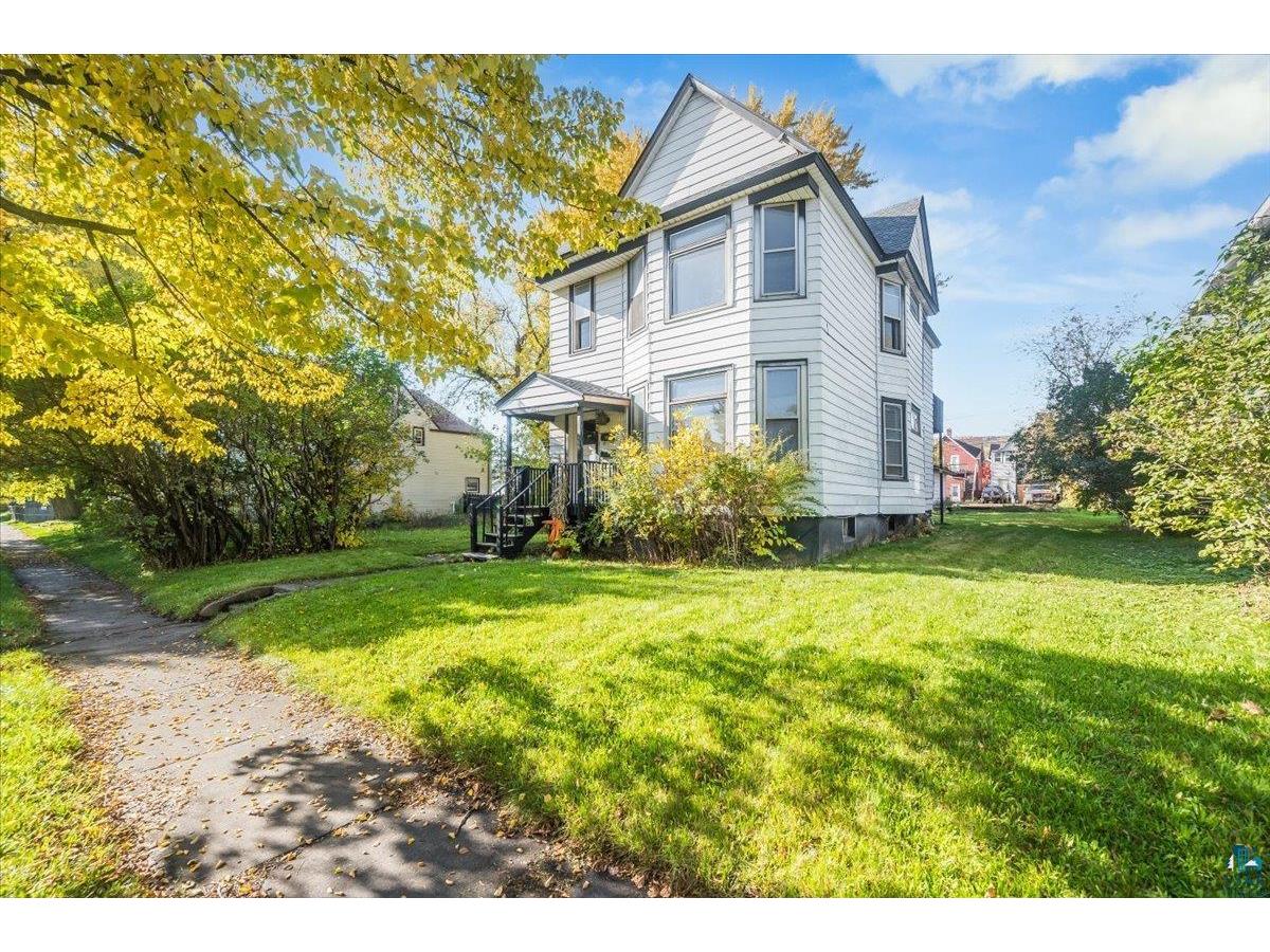 2815 W 1st St, Duluth, MN 55806 MLS 6111200 Edina Realty