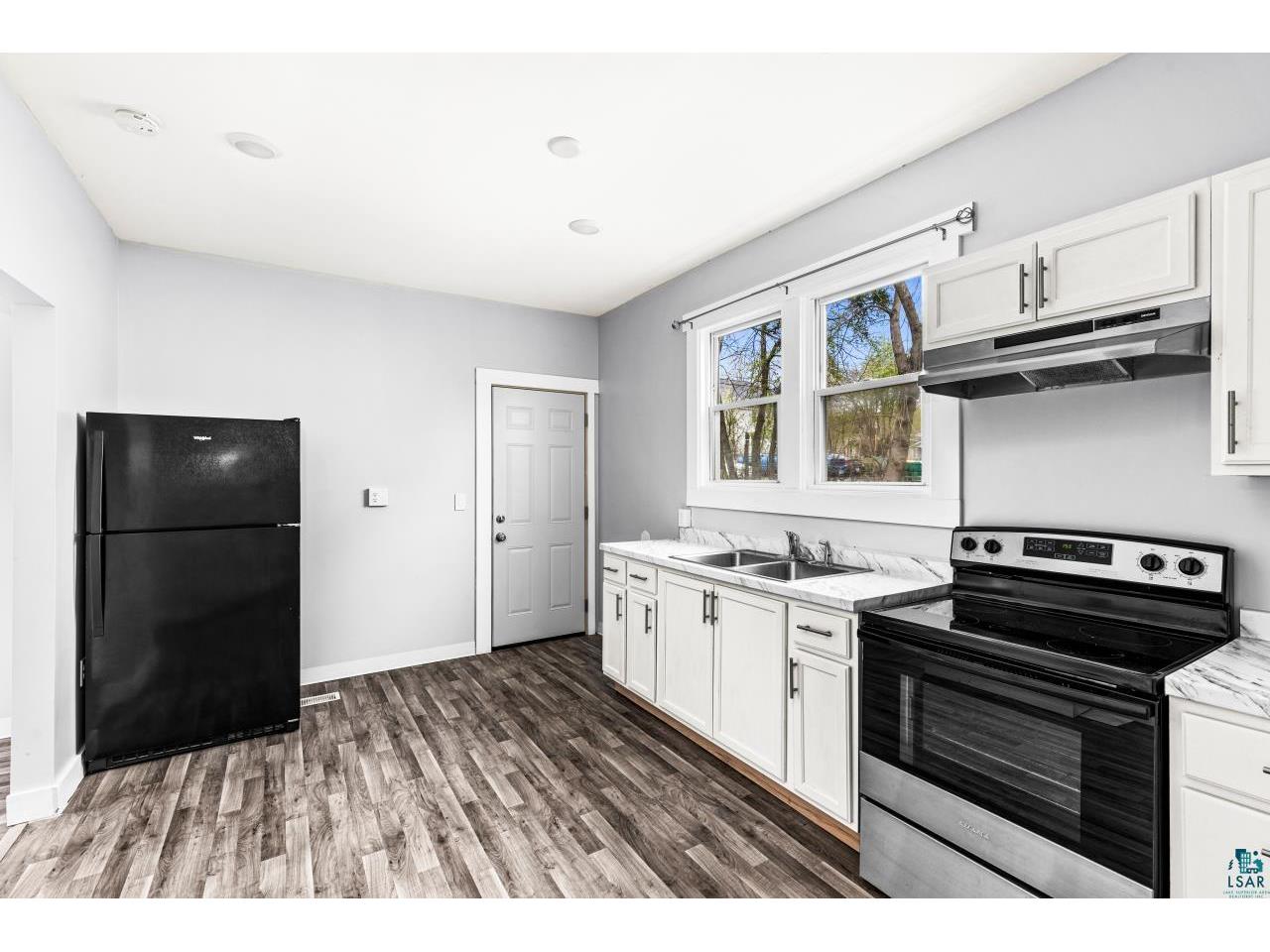 2815 W 3rd St Duluth MN 55806 6125442 image17