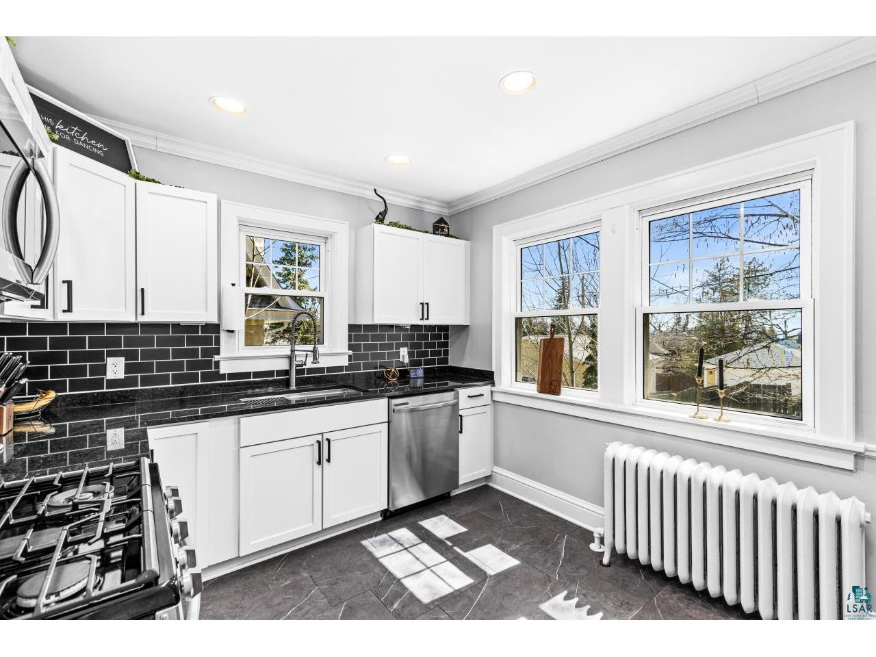 2820 E 2nd St Duluth MN 55812 6125161 image18