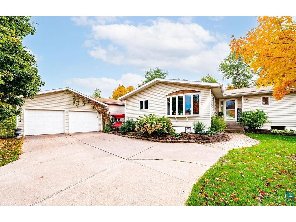 2824 Parkwood Ln Duluth MN 55811 6110900 image1