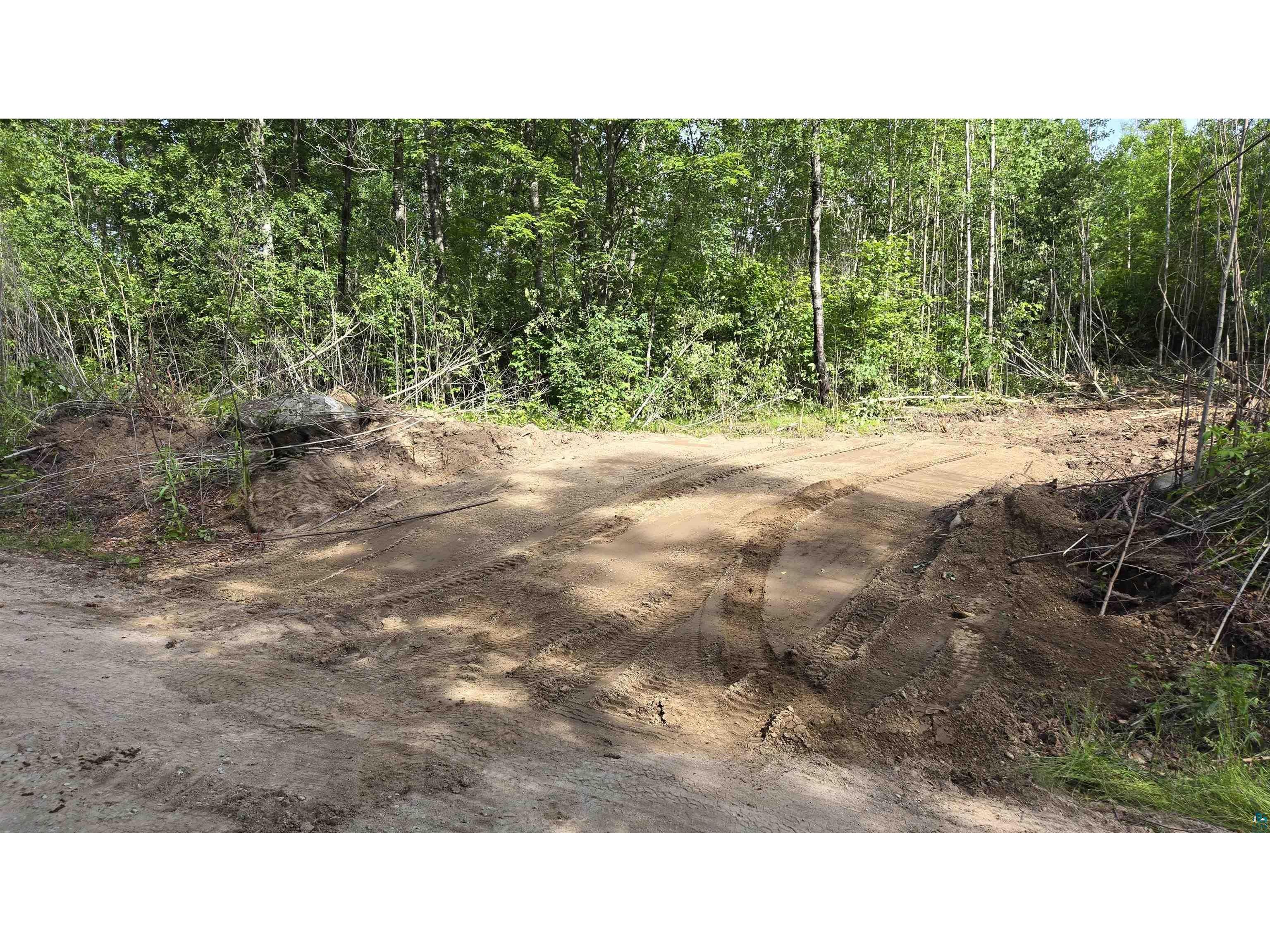 2825 Niles Bay Forest Rd Buyck MN 55771 6113990 image1