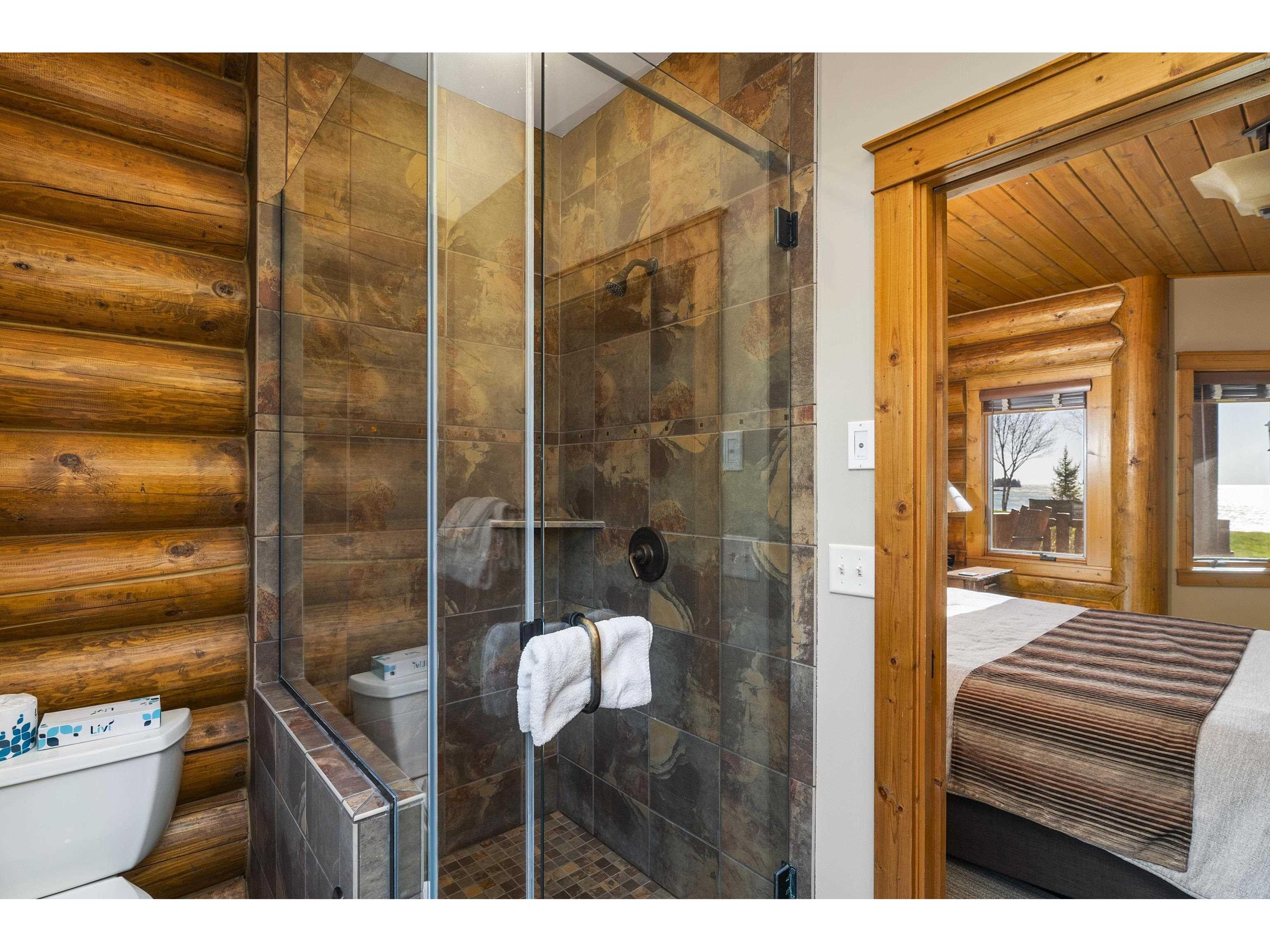 2826 Highway 61 Two Harbors MN 55616 - Lake Superior 6122644 image16