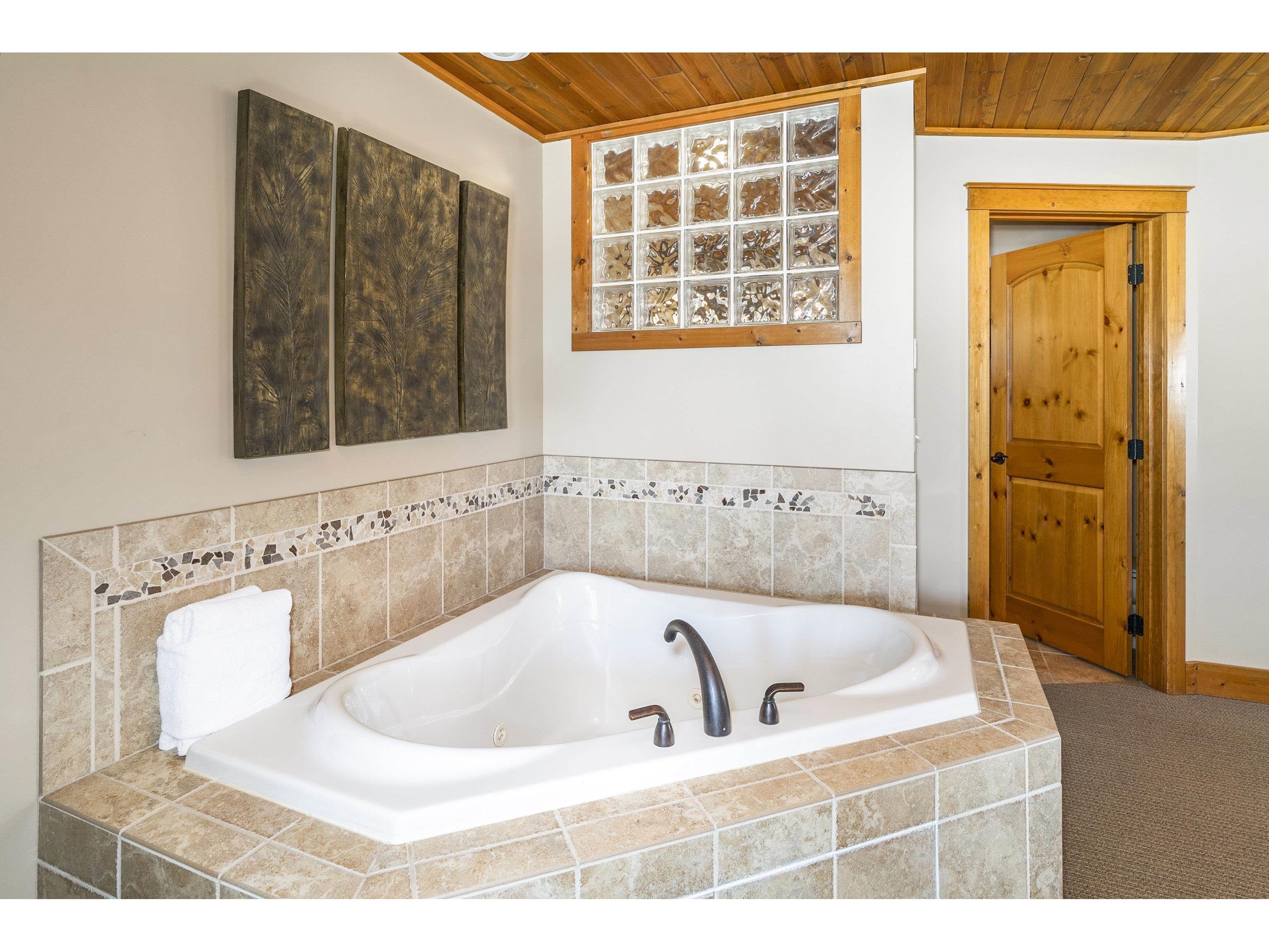 2826 Highway 61 Two Harbors MN 55616 - Lake Superior 6122644 image22