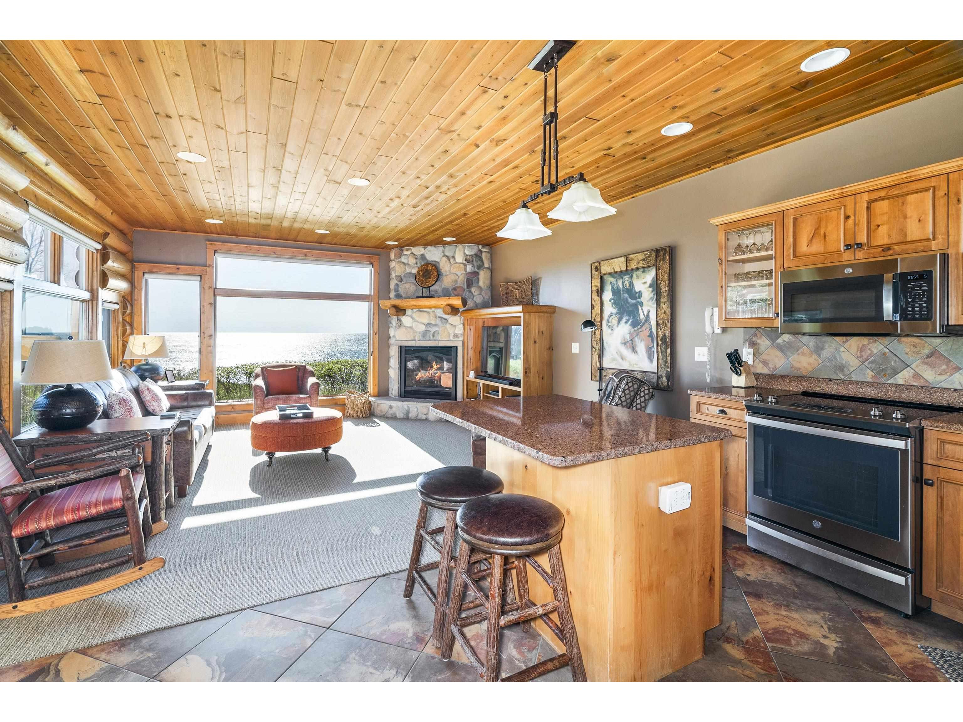 2826 Highway 61 Two Harbors MN 55616 - Lake Superior 6122644 image3