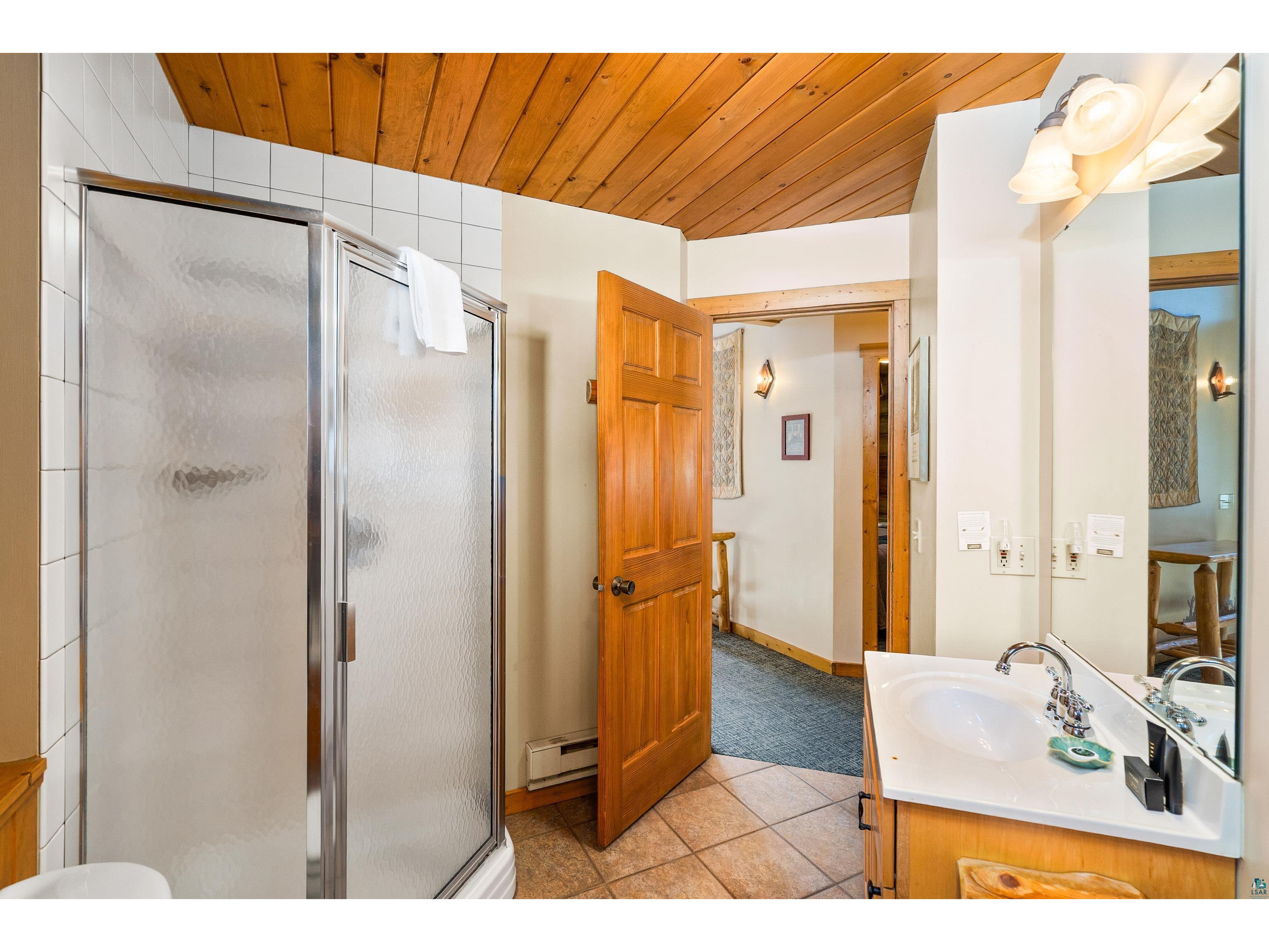 2826 Highway 61 Two Harbors MN 55616 - Lake Superior 6123800 image19