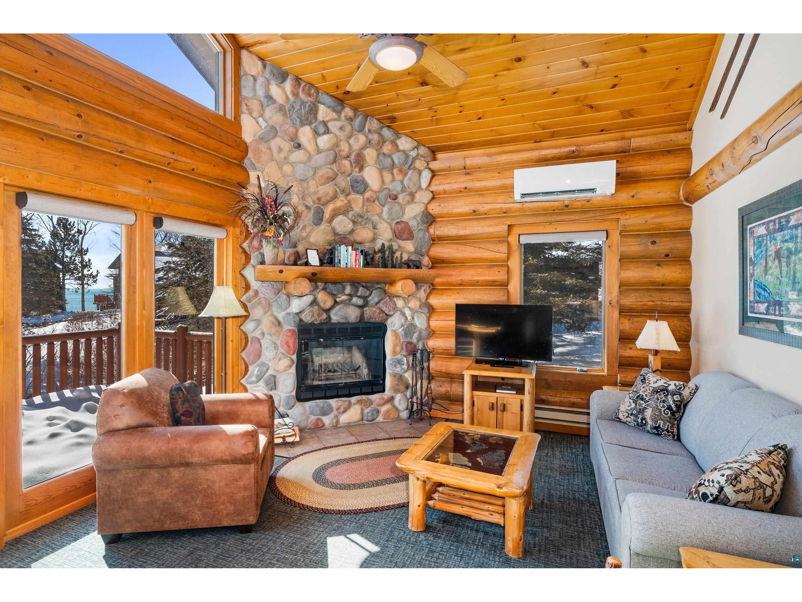 2826 Highway 61 Two Harbors MN 55616 - Lake Superior 6123800 image42