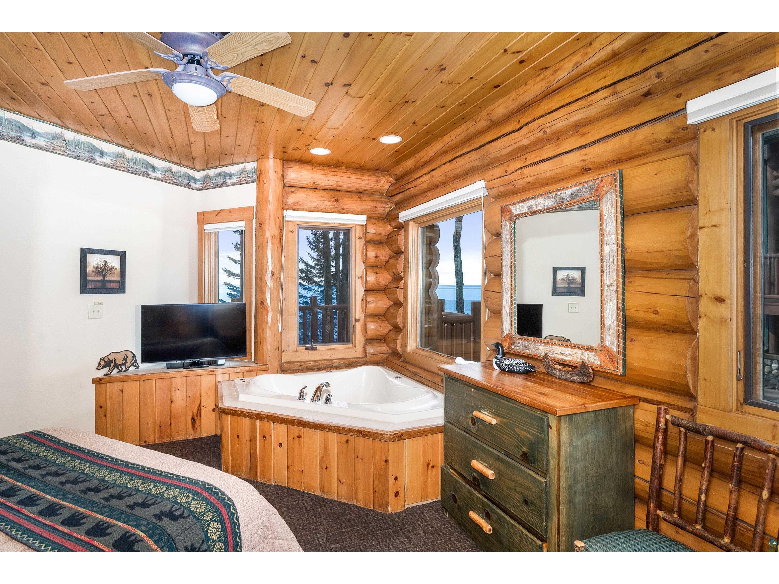 2826 Highway 61 Two Harbors MN 55616 - Lake Superior 6124673 image21