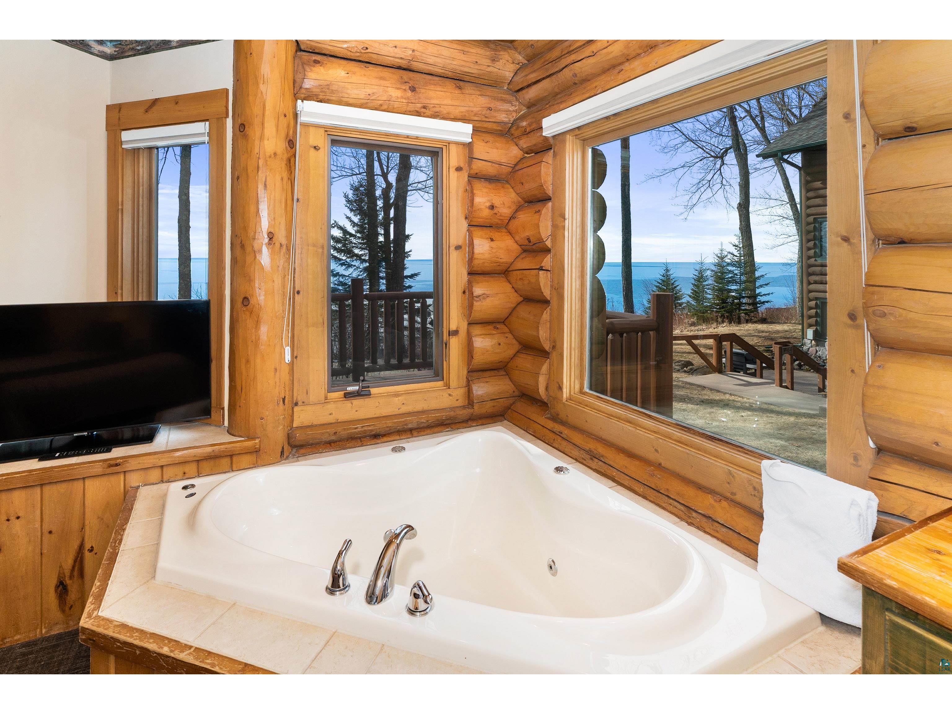2826 Highway 61 Two Harbors MN 55616 - Lake Superior 6124673 image23