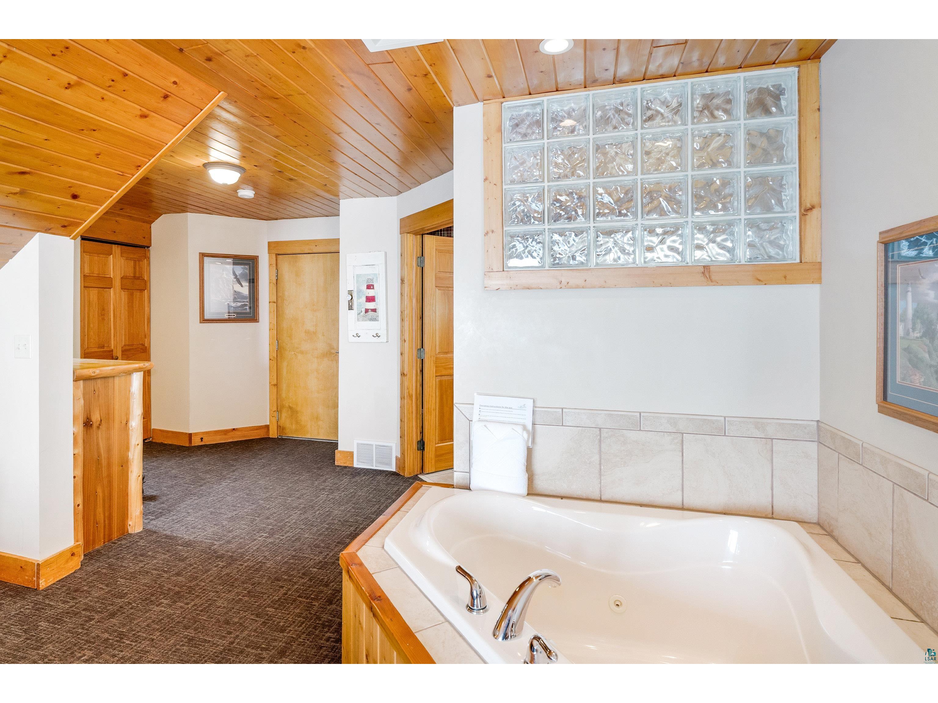 2826 Highway 61 Two Harbors MN 55616 - Lake Superior 6124673 image34