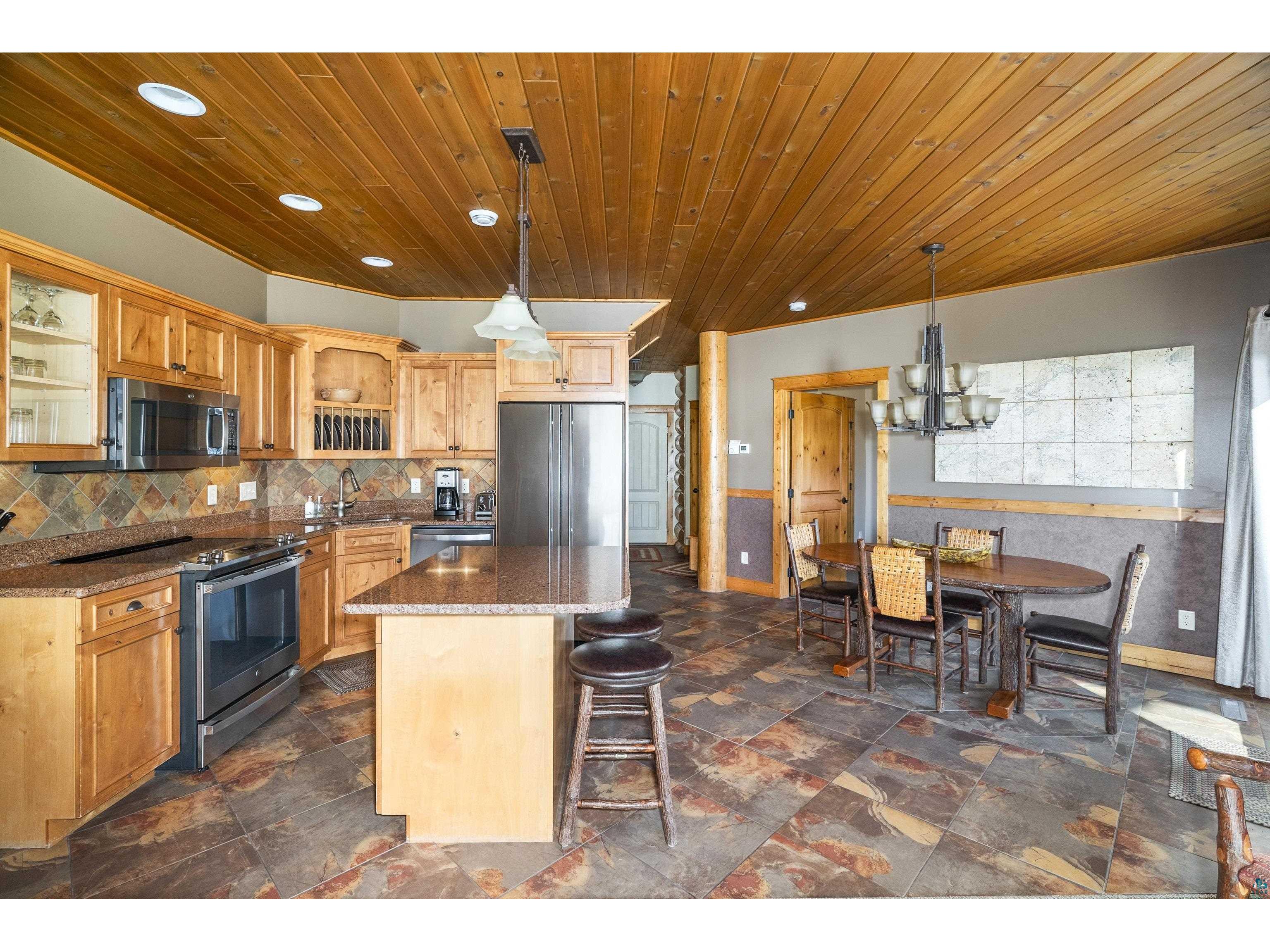 2826 Highway 61 Two Harbors MN 55616 - Lake Superior 6125149 image10